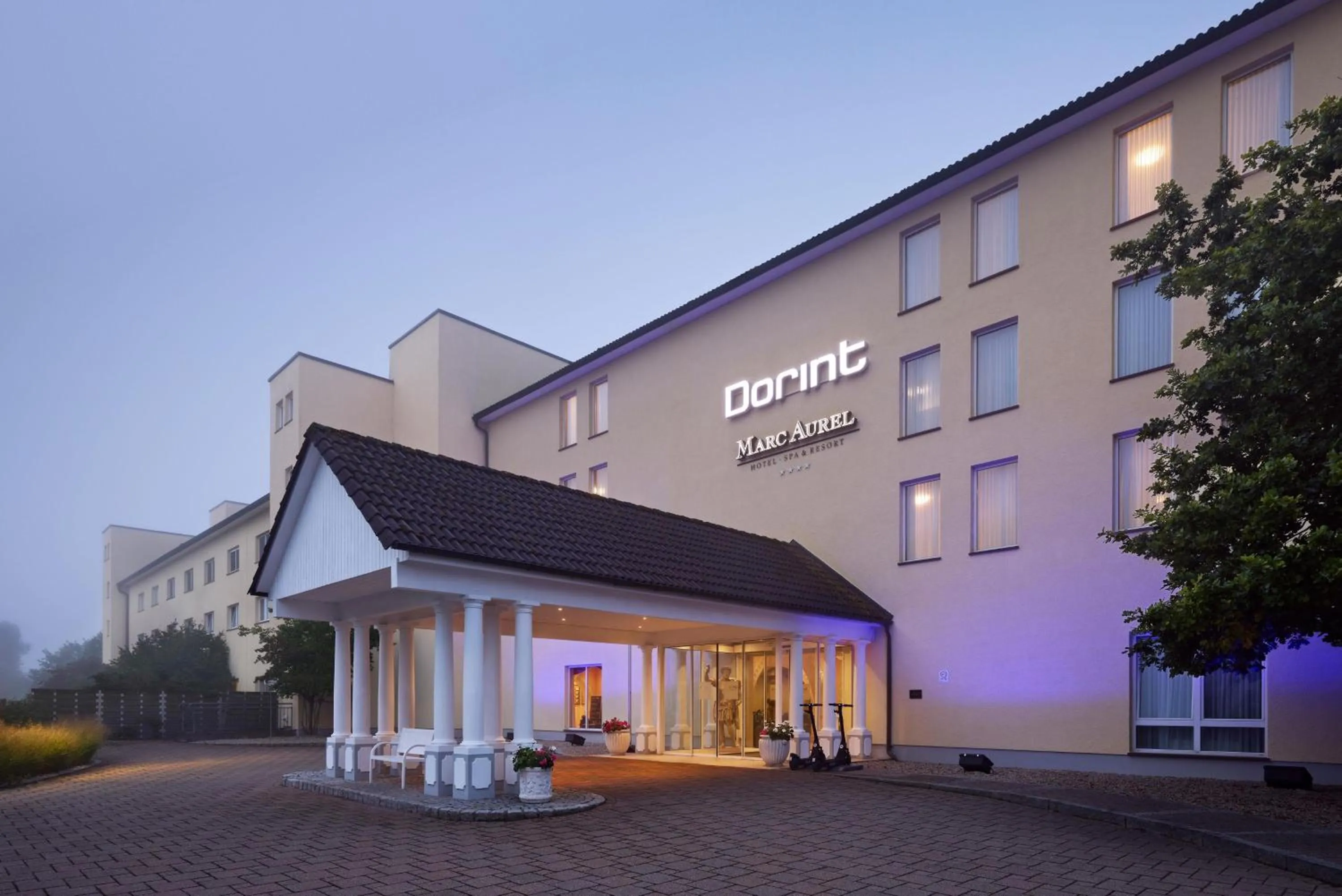 Property building in Dorint MARC AUREL Spa & Golf Resort