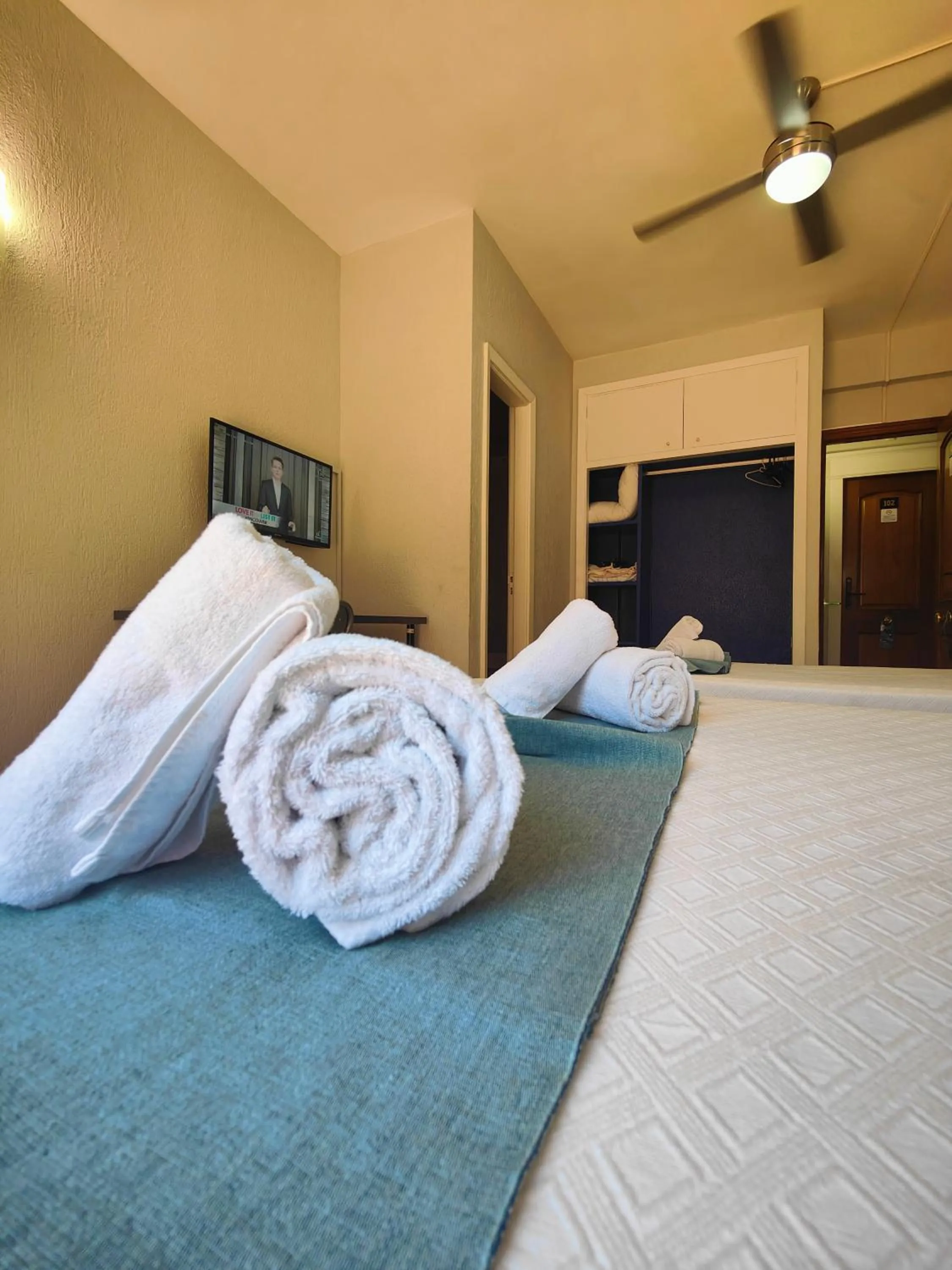 Bedroom, Bed in Hotel Don Cándido