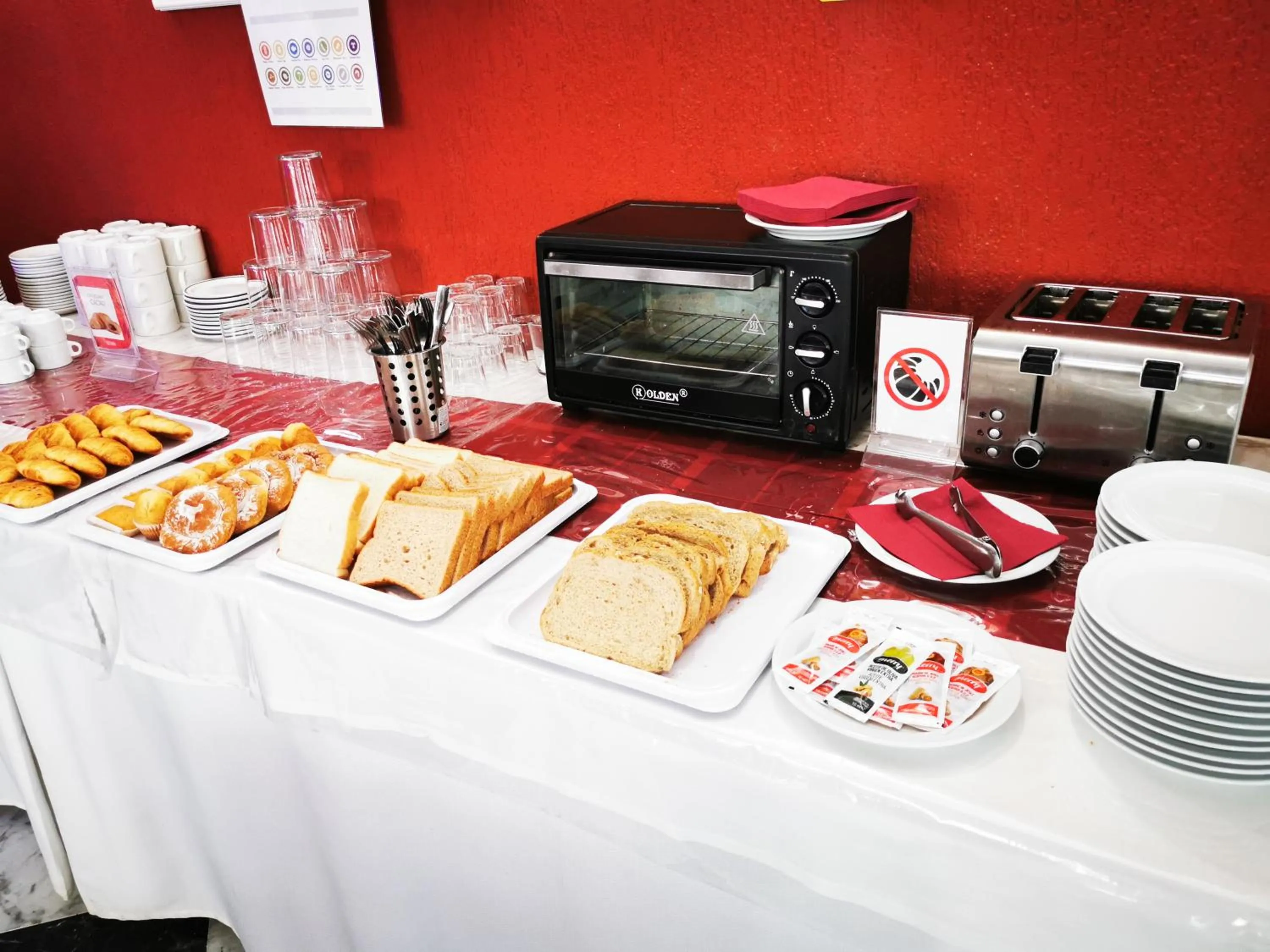 Breakfast in Hotel Don Cándido