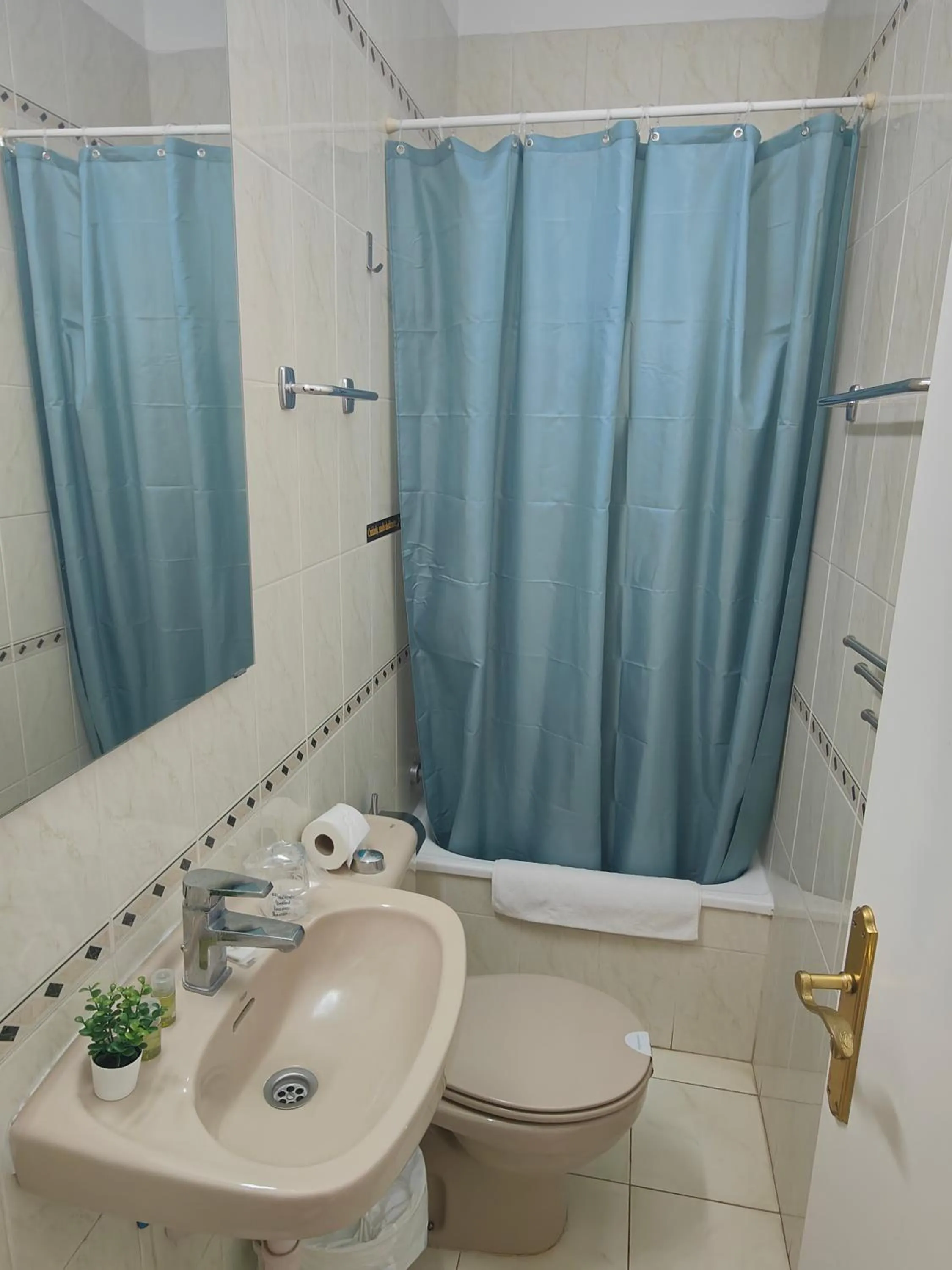 Bathroom in Hotel Don Cándido