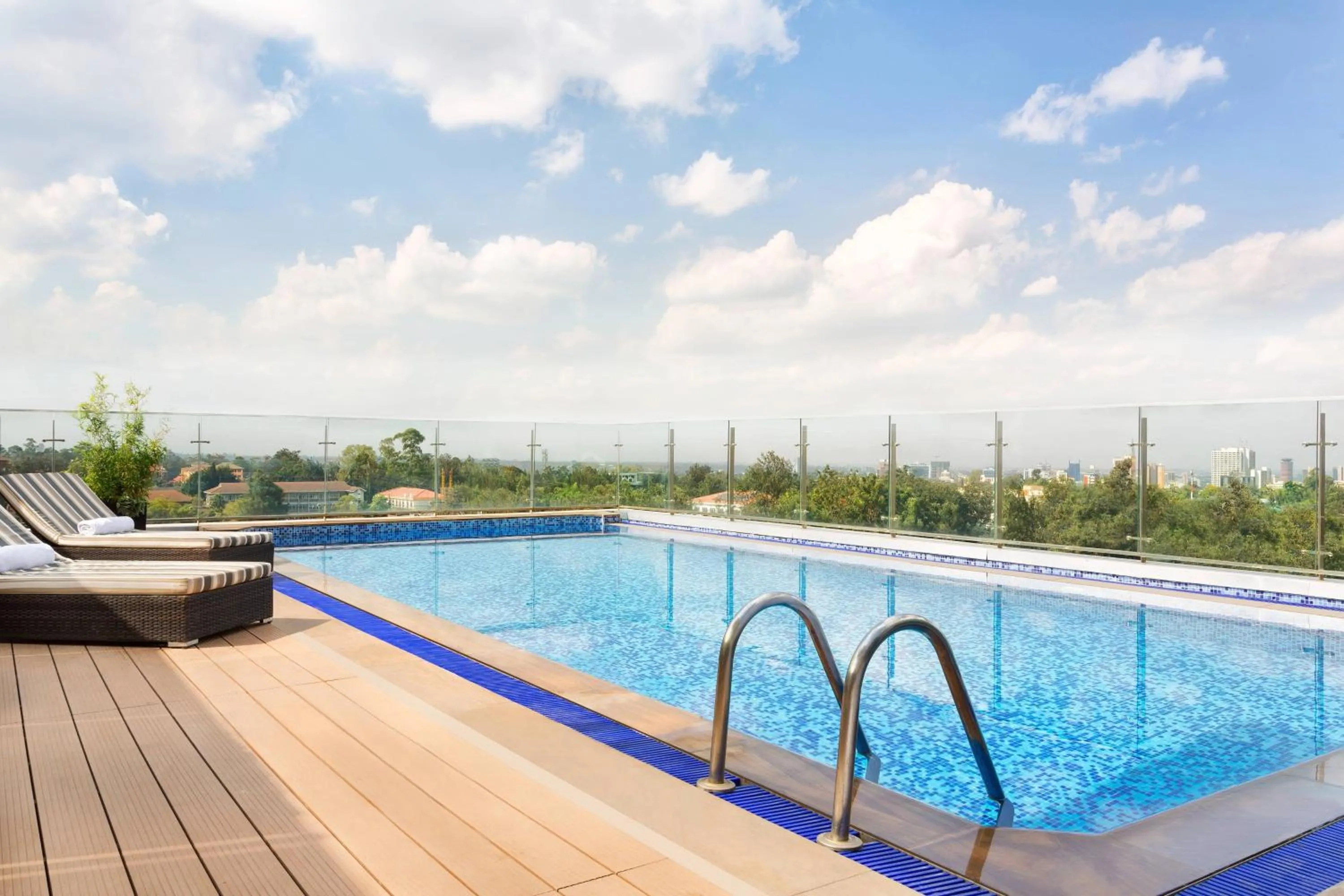 Swimming pool in Four Points By Sheraton Nairobi Hurlingham