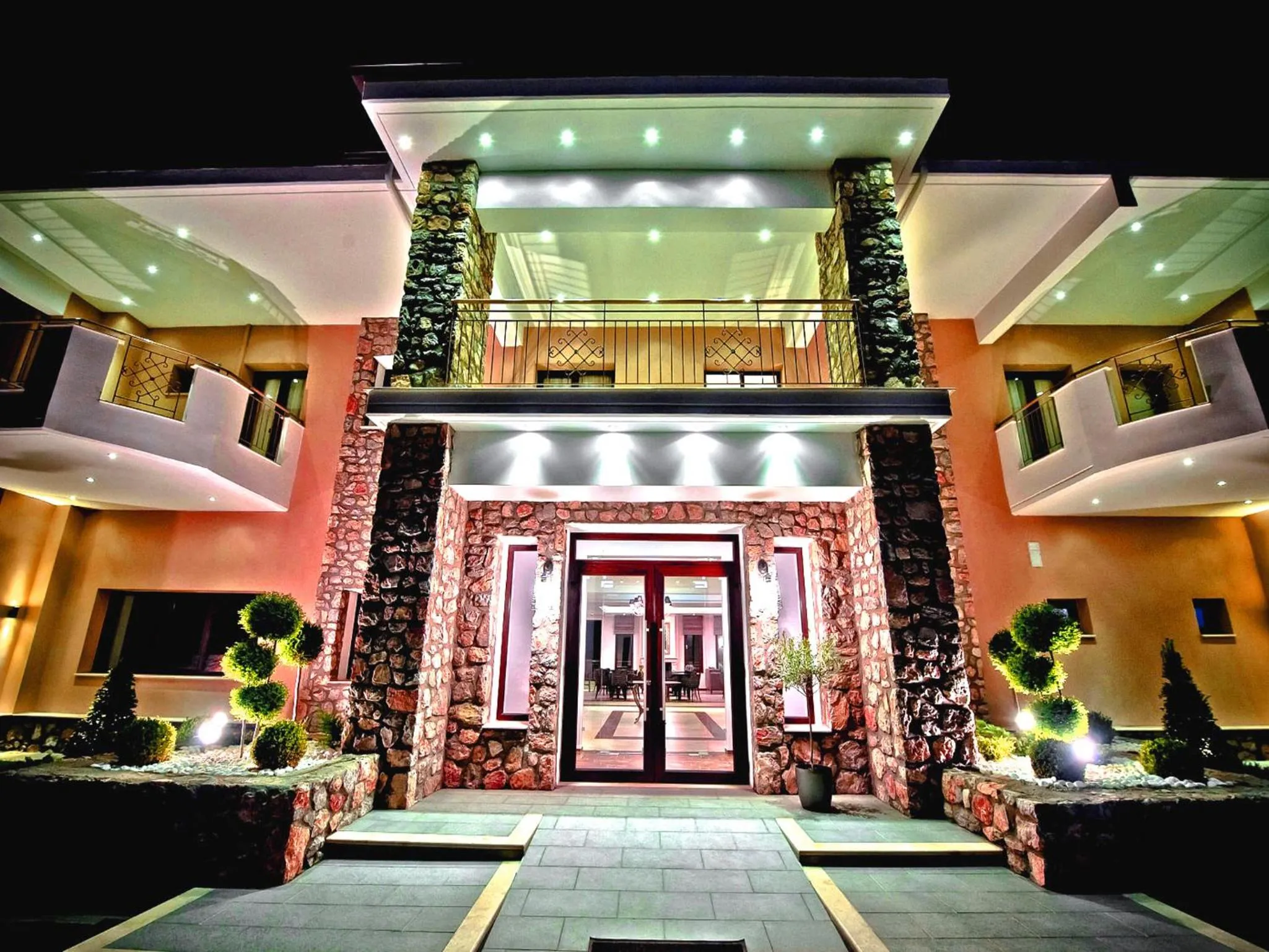 Facade/entrance in Enastron View Hotel