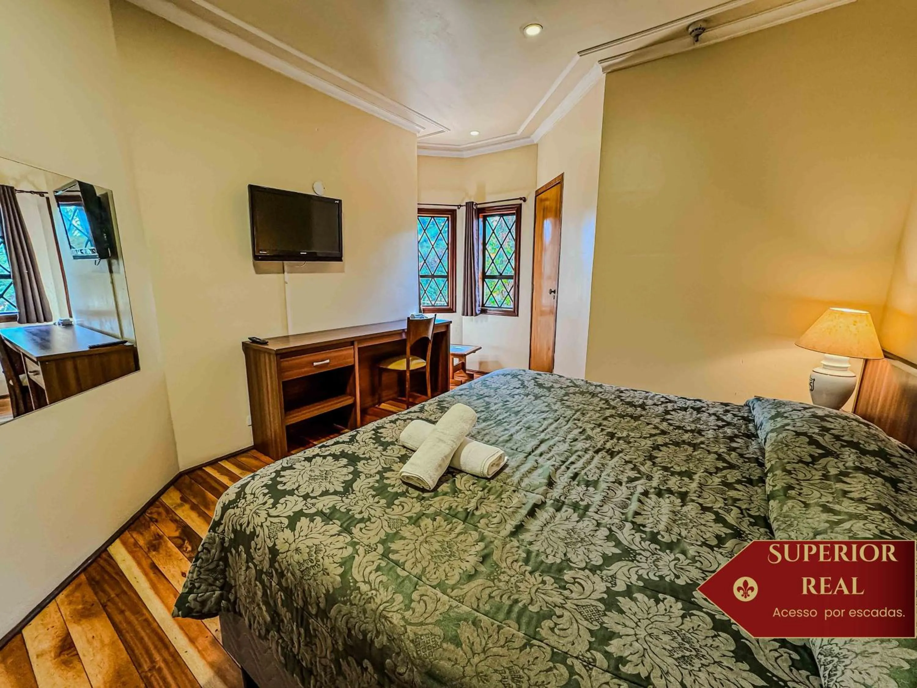 Bedroom, Bed in Hotel Castelo Nacional Inn Campos do Jordão