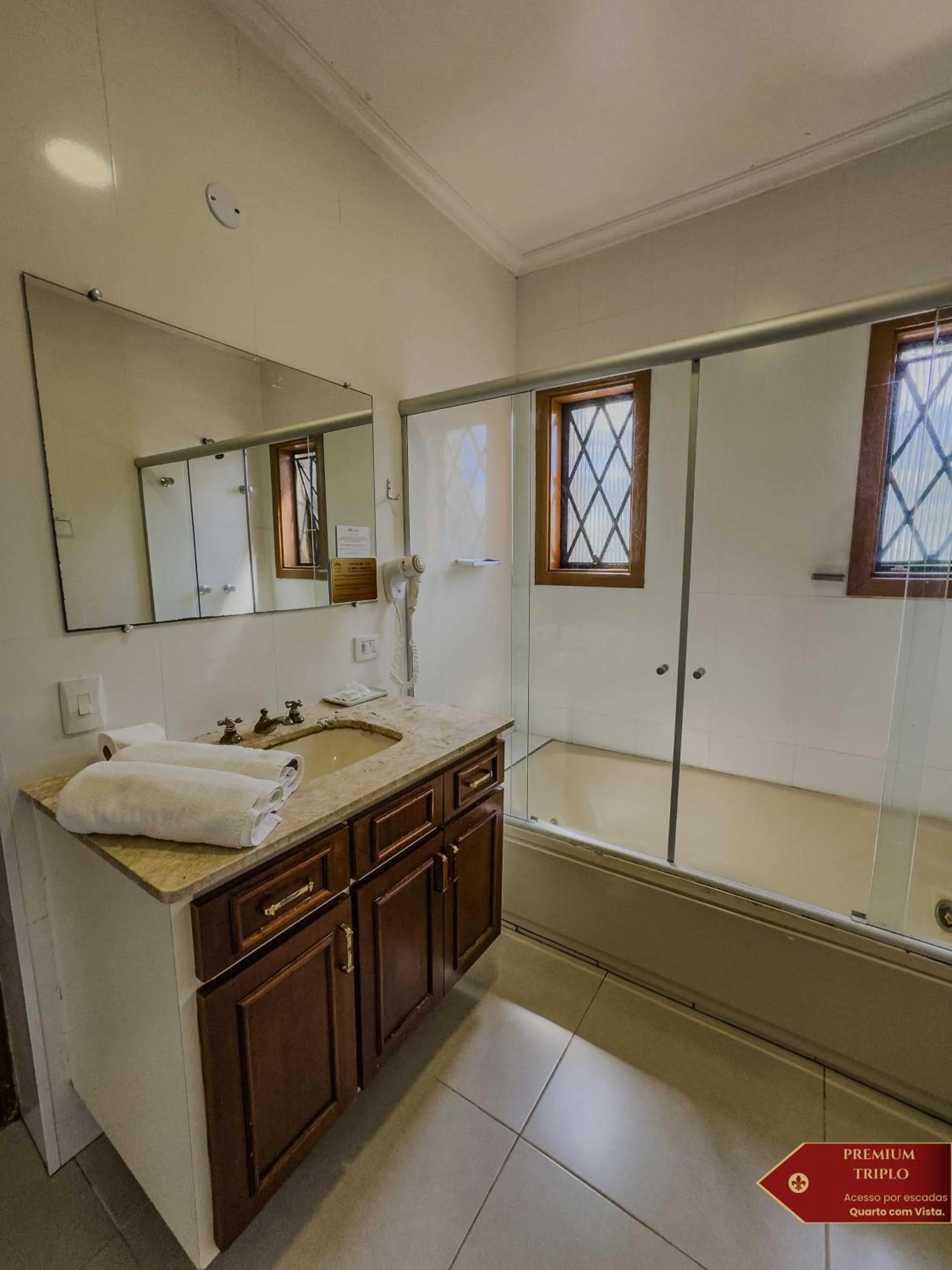 Bathroom in Hotel Castelo Nacional Inn Campos do Jordão