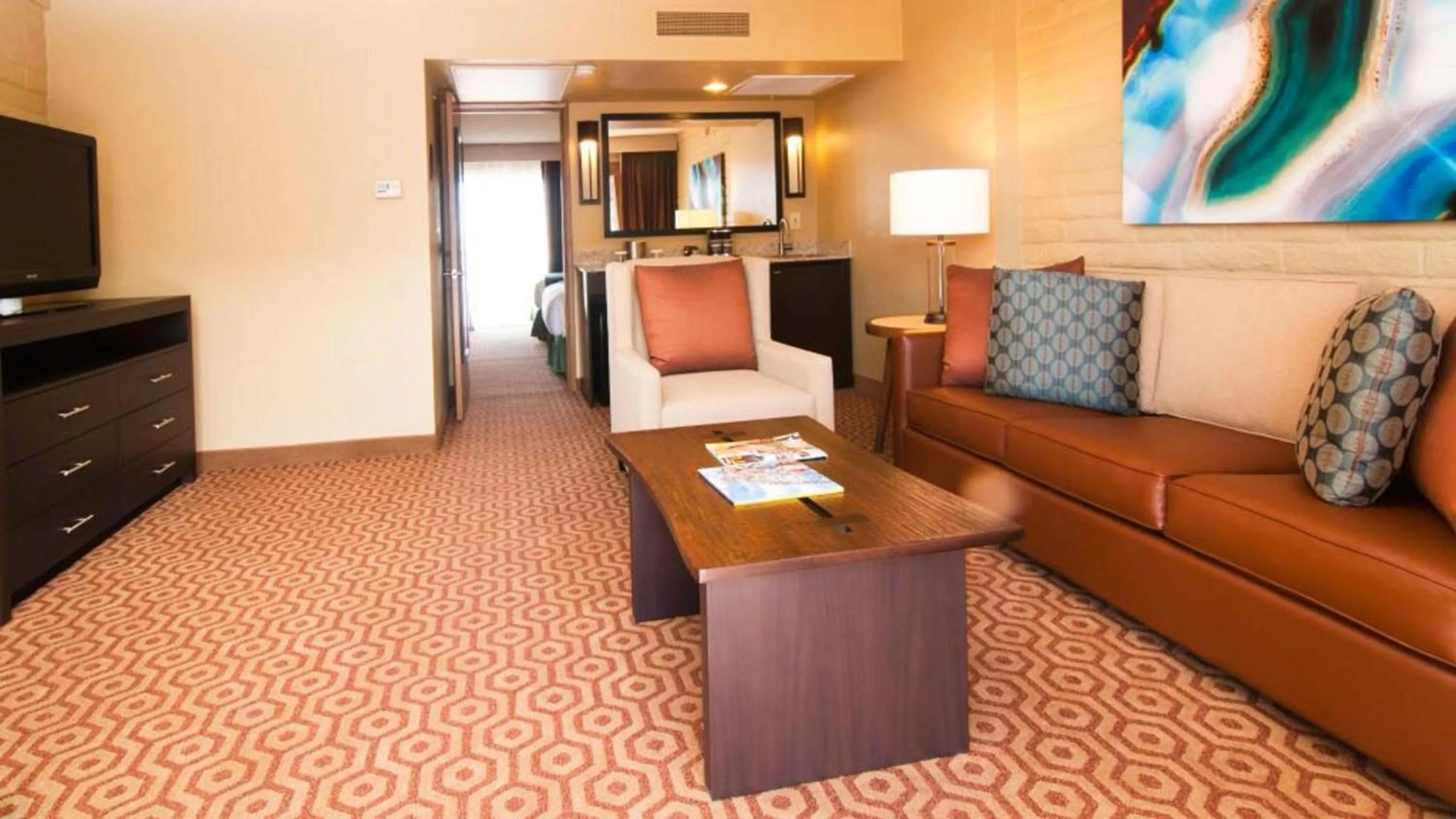 Bedroom in DoubleTree Suites by Hilton Tucson-Williams Center