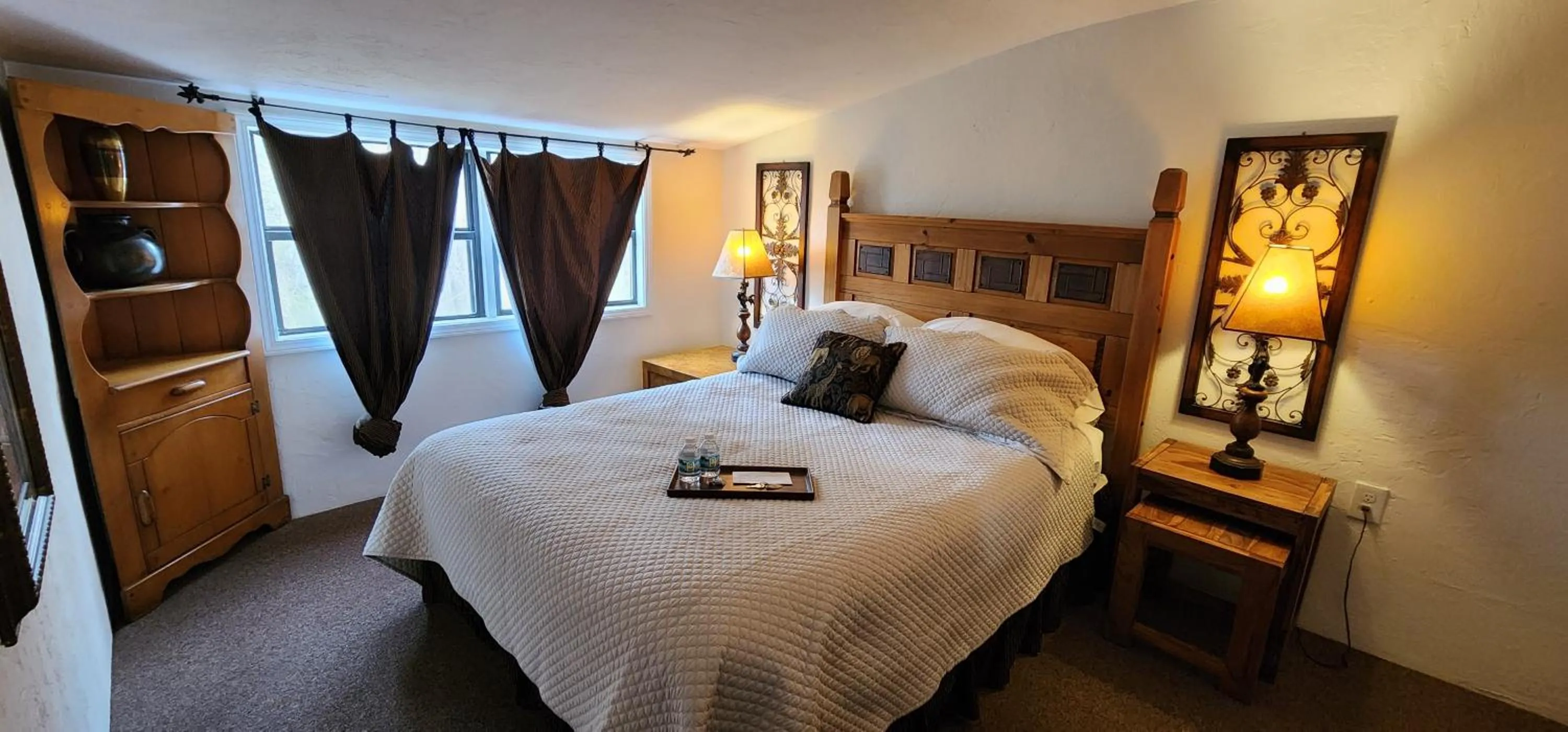 Bed in Lily Creek Lodge