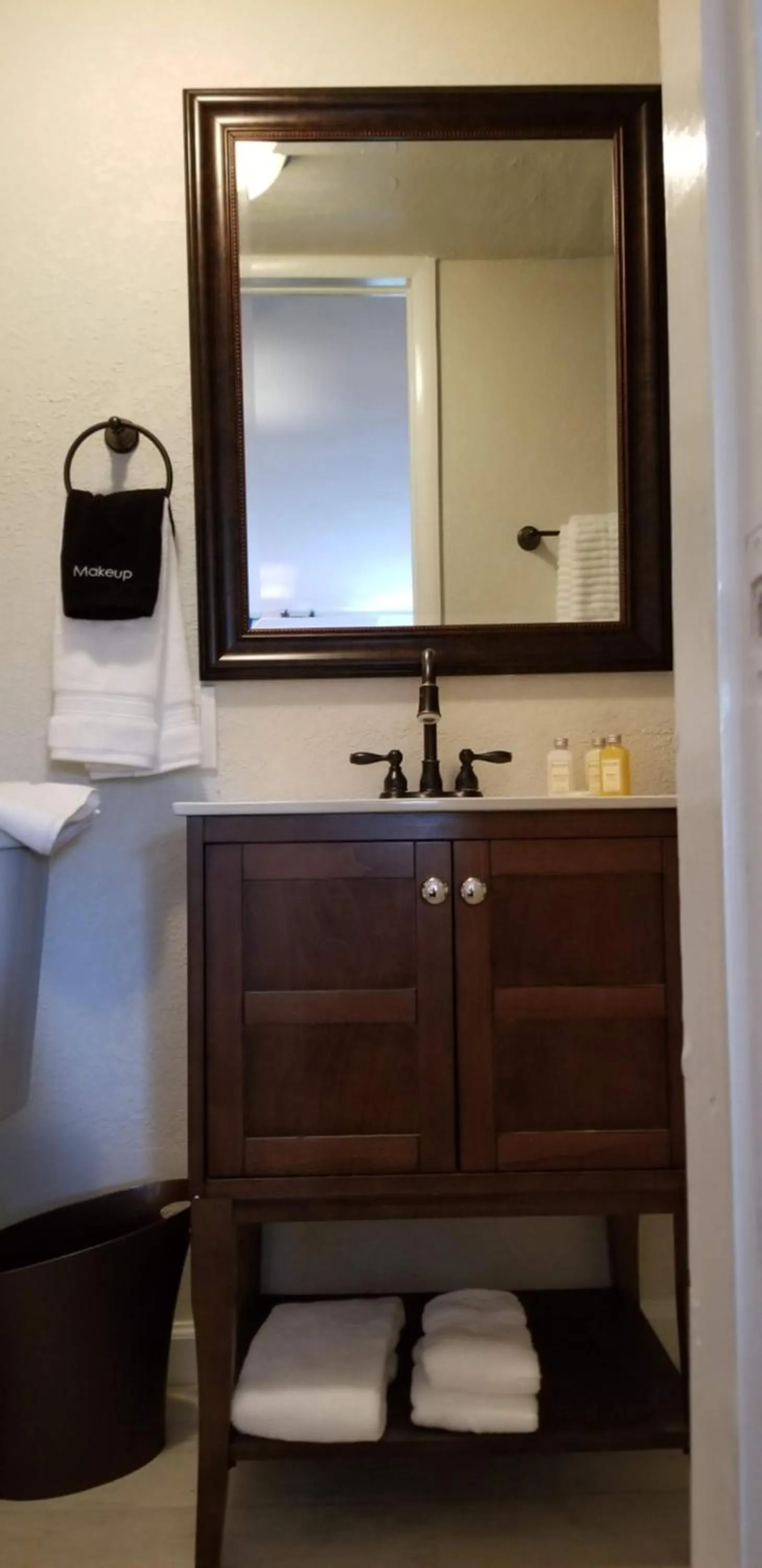 Bathroom in Lily Creek Lodge