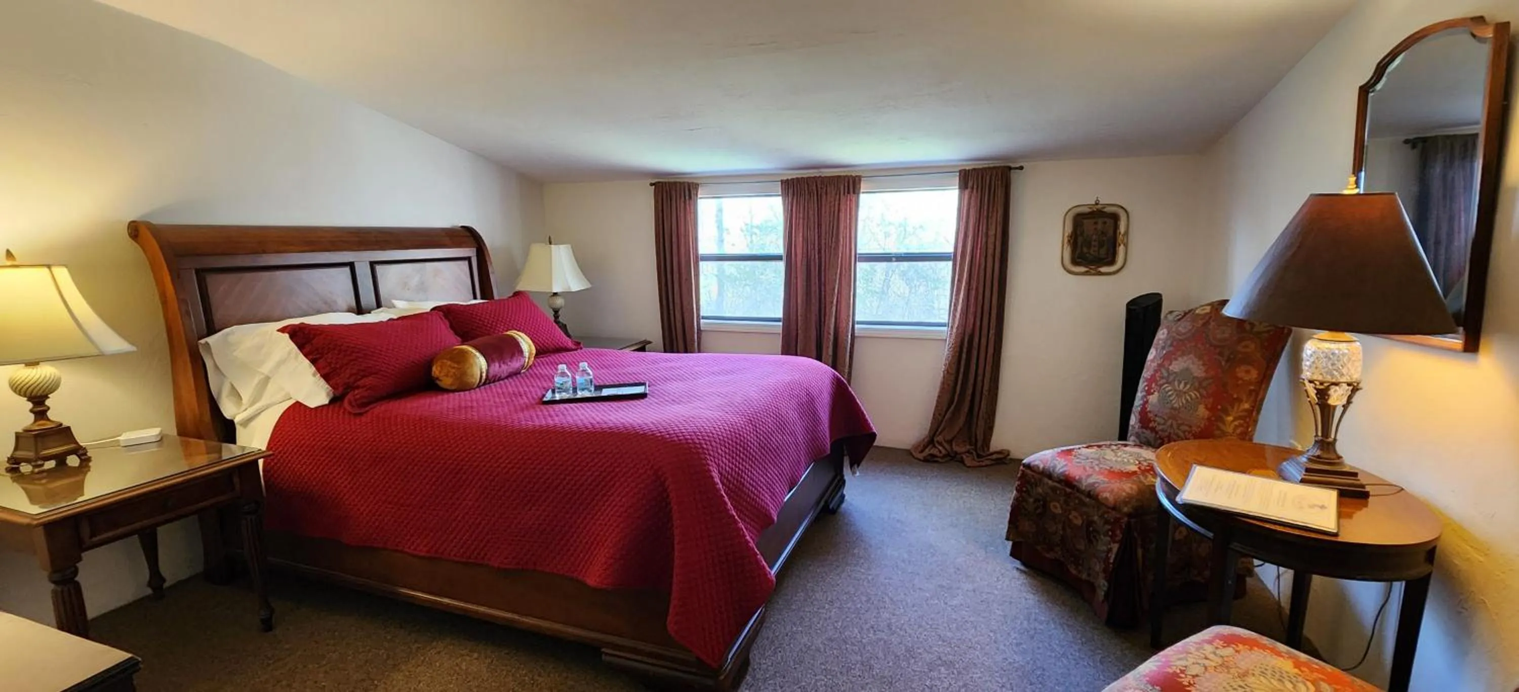 Bed in Lily Creek Lodge