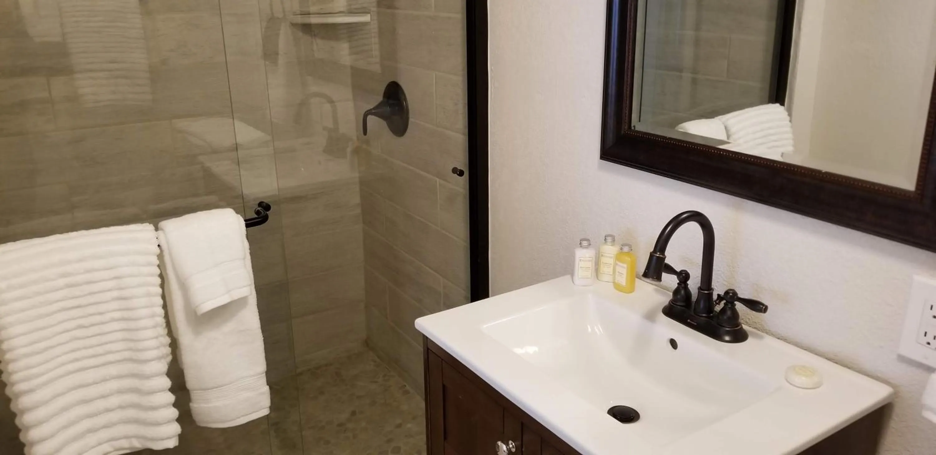 Bathroom in Lily Creek Lodge