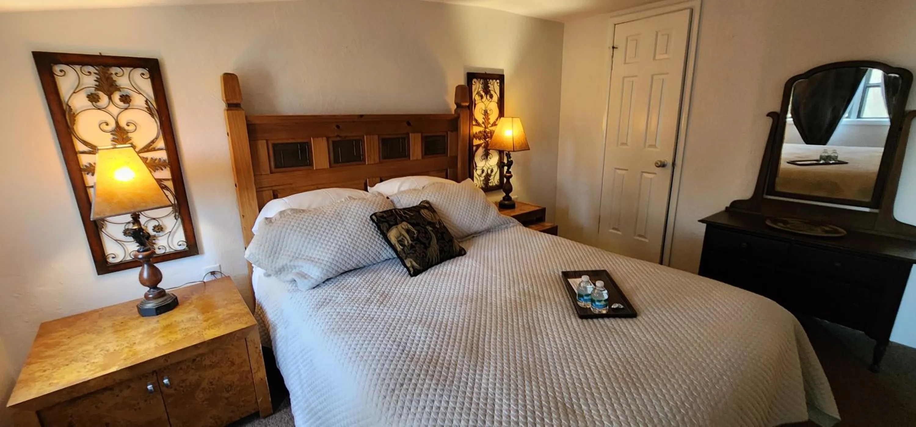 Bed in Lily Creek Lodge