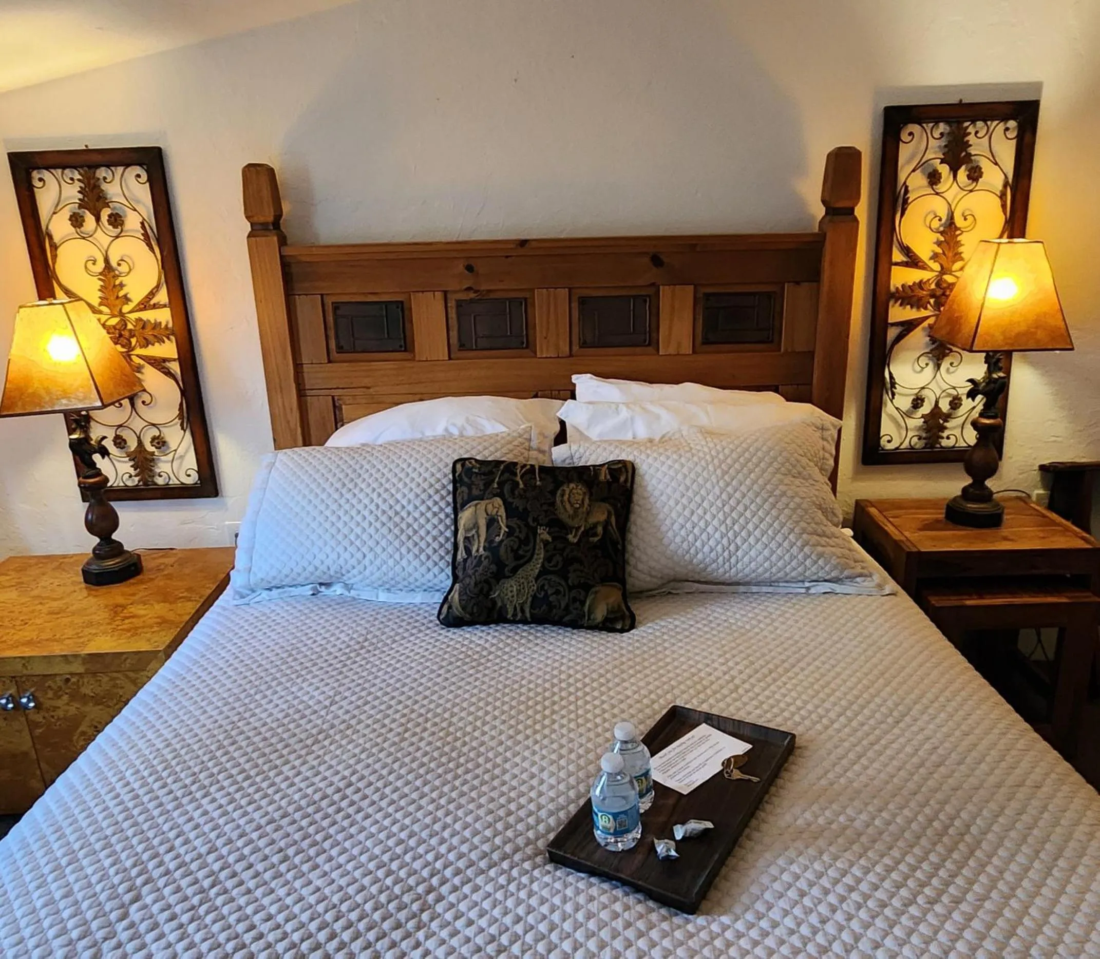 Bed in Lily Creek Lodge