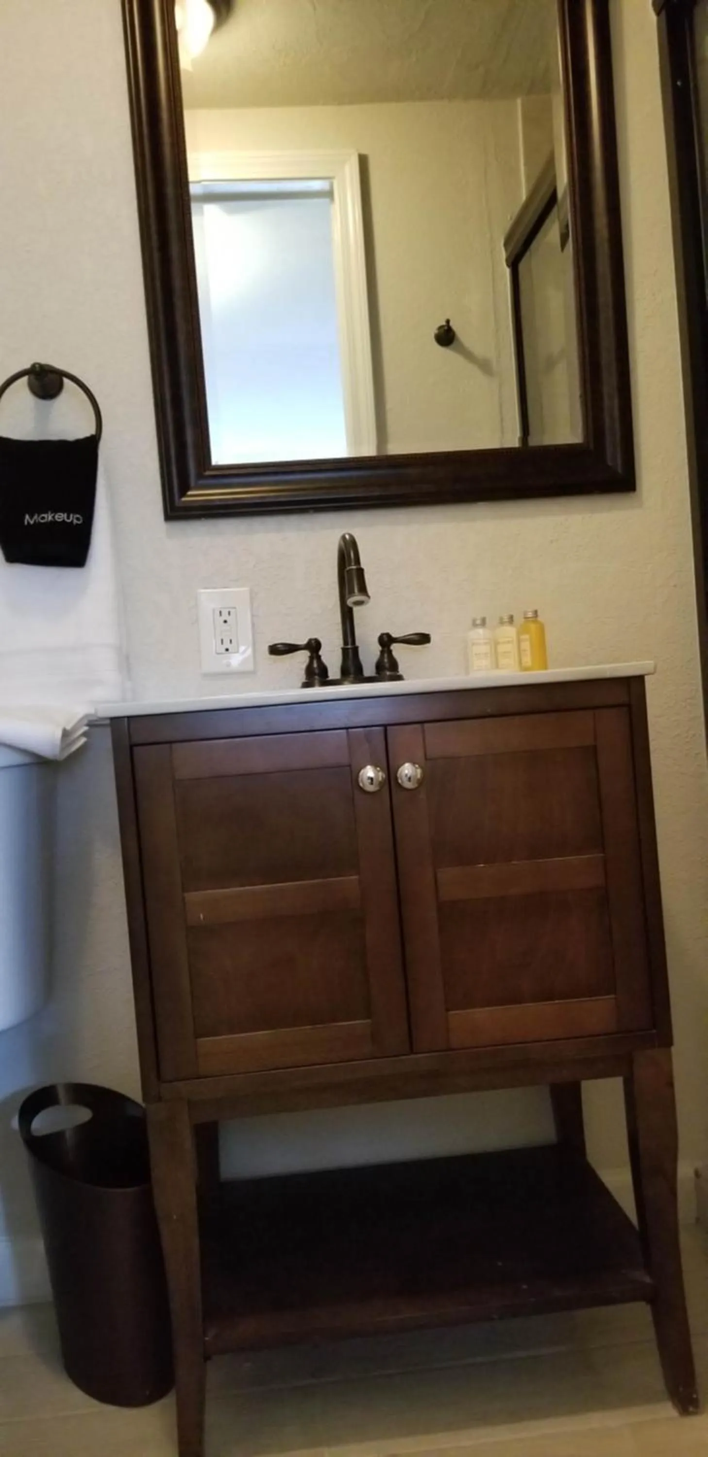 Bathroom in Lily Creek Lodge