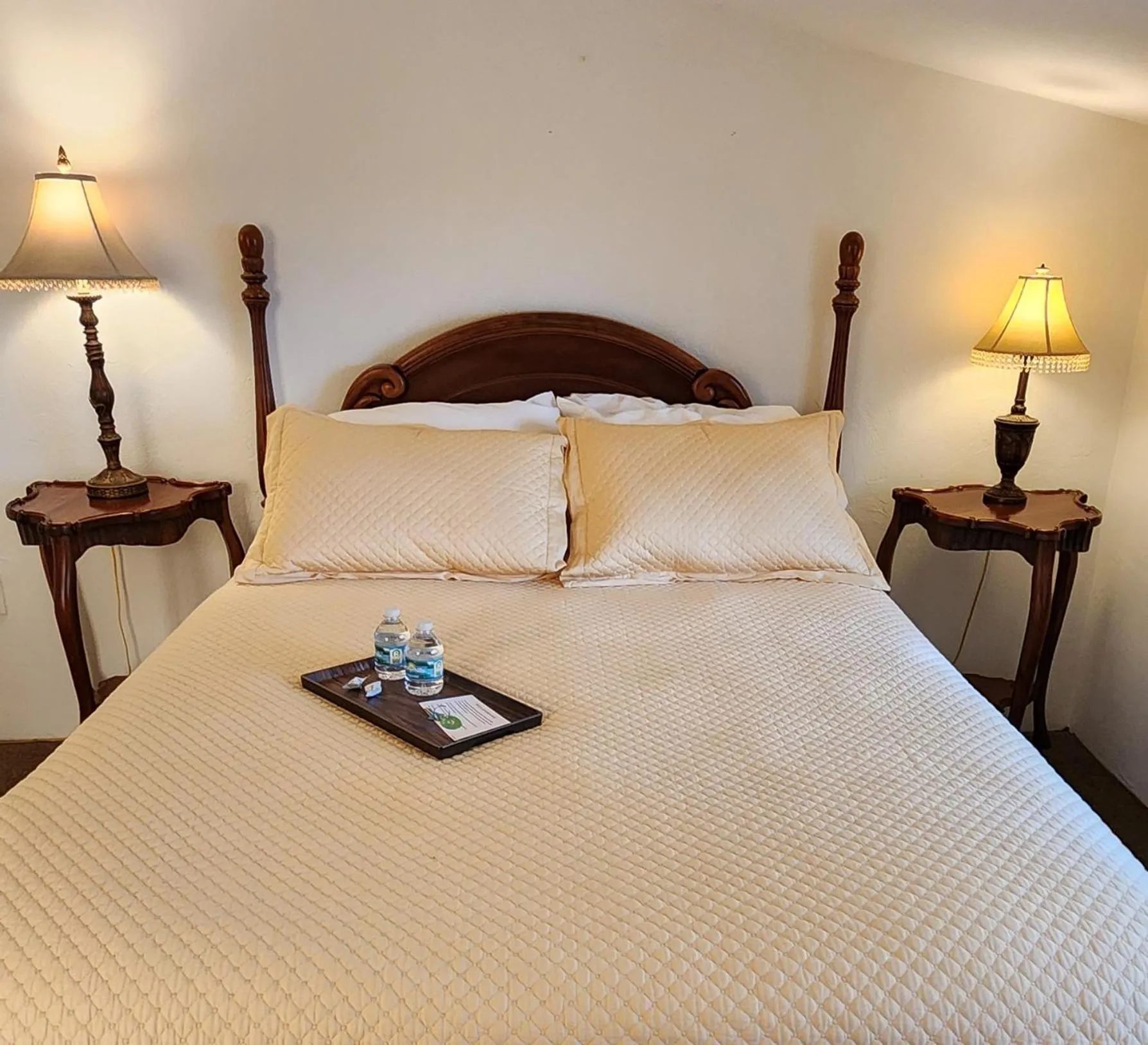 Bed in Lily Creek Lodge