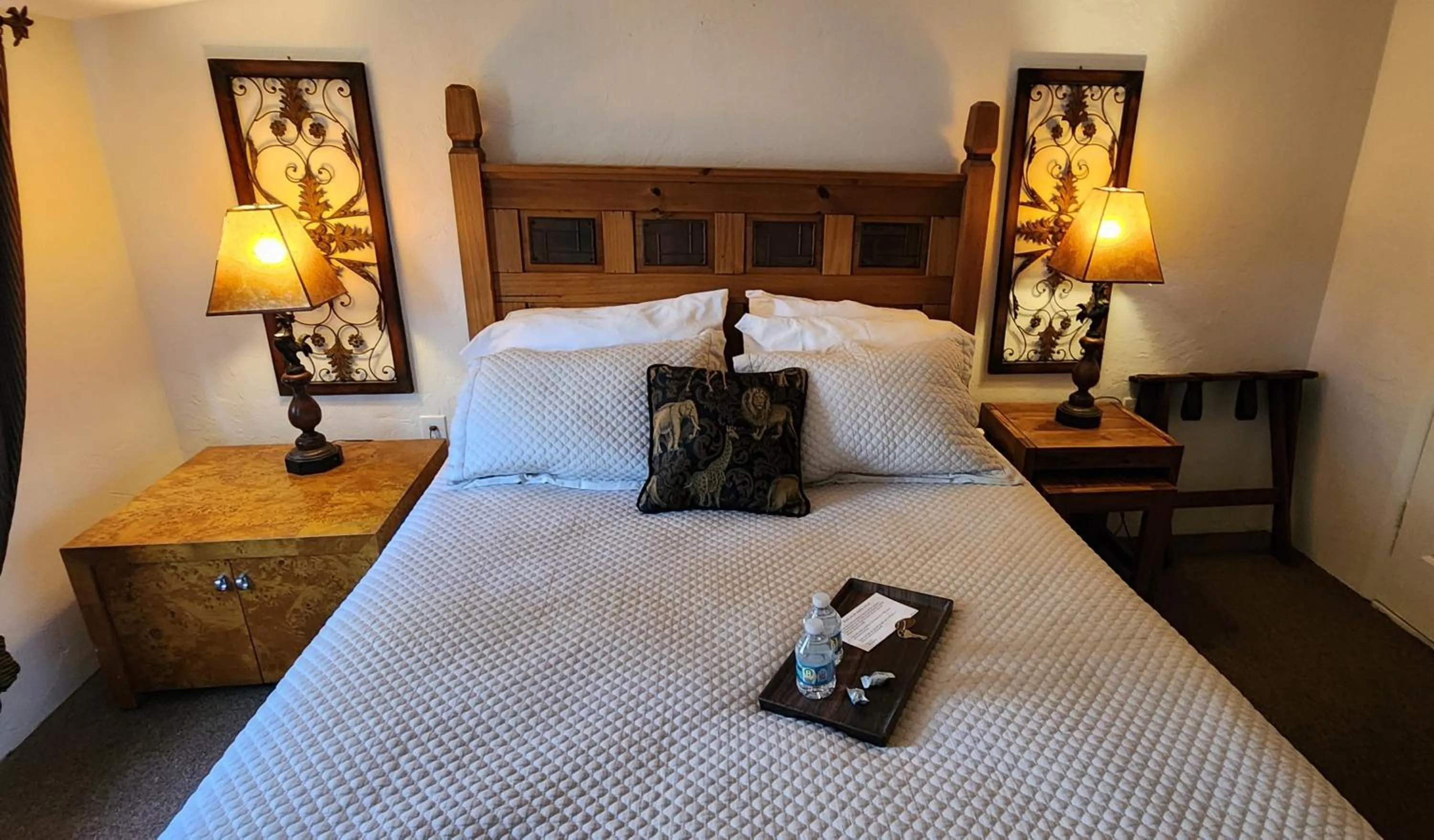 Bed in Lily Creek Lodge