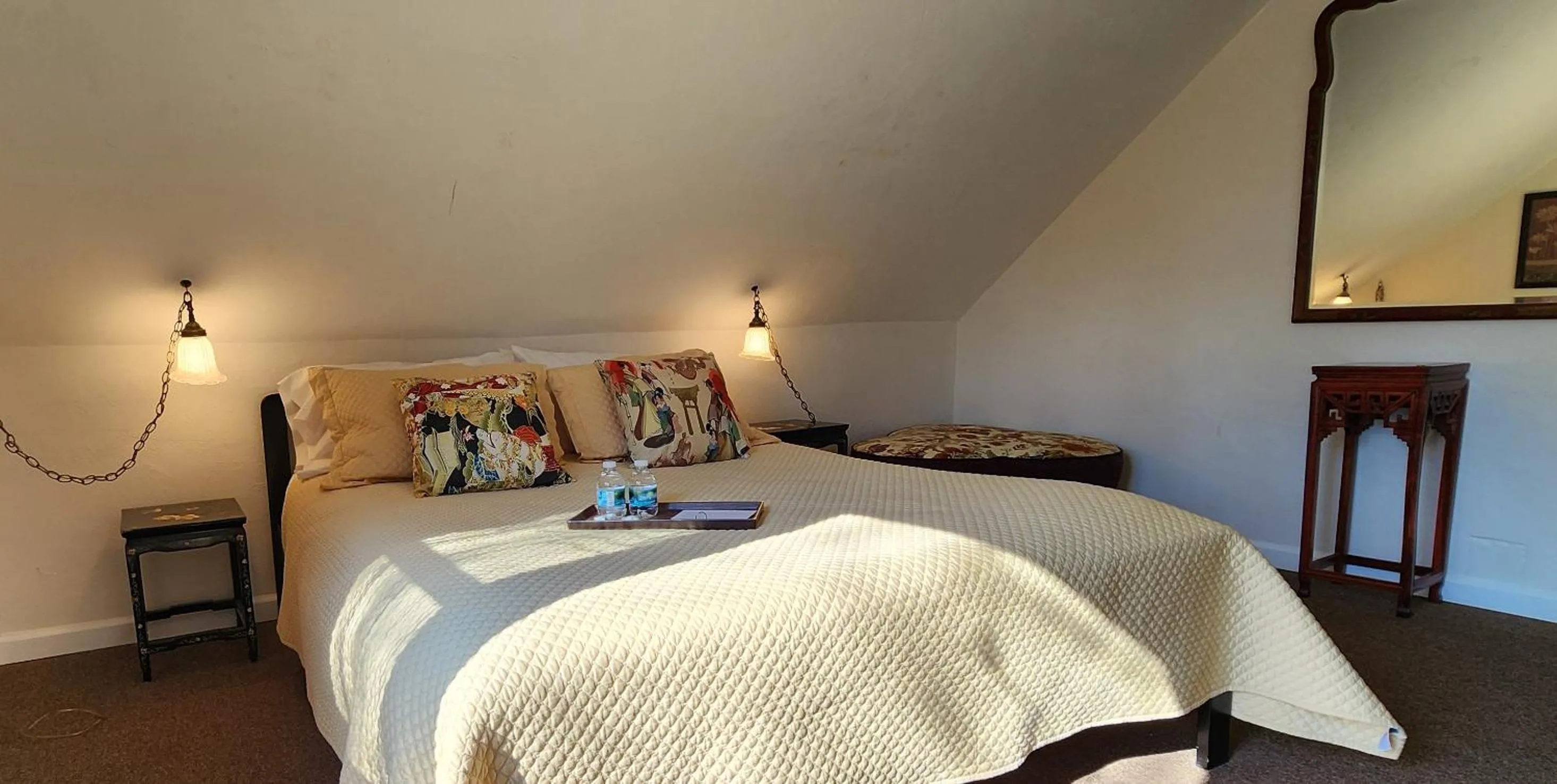 Bed in Lily Creek Lodge