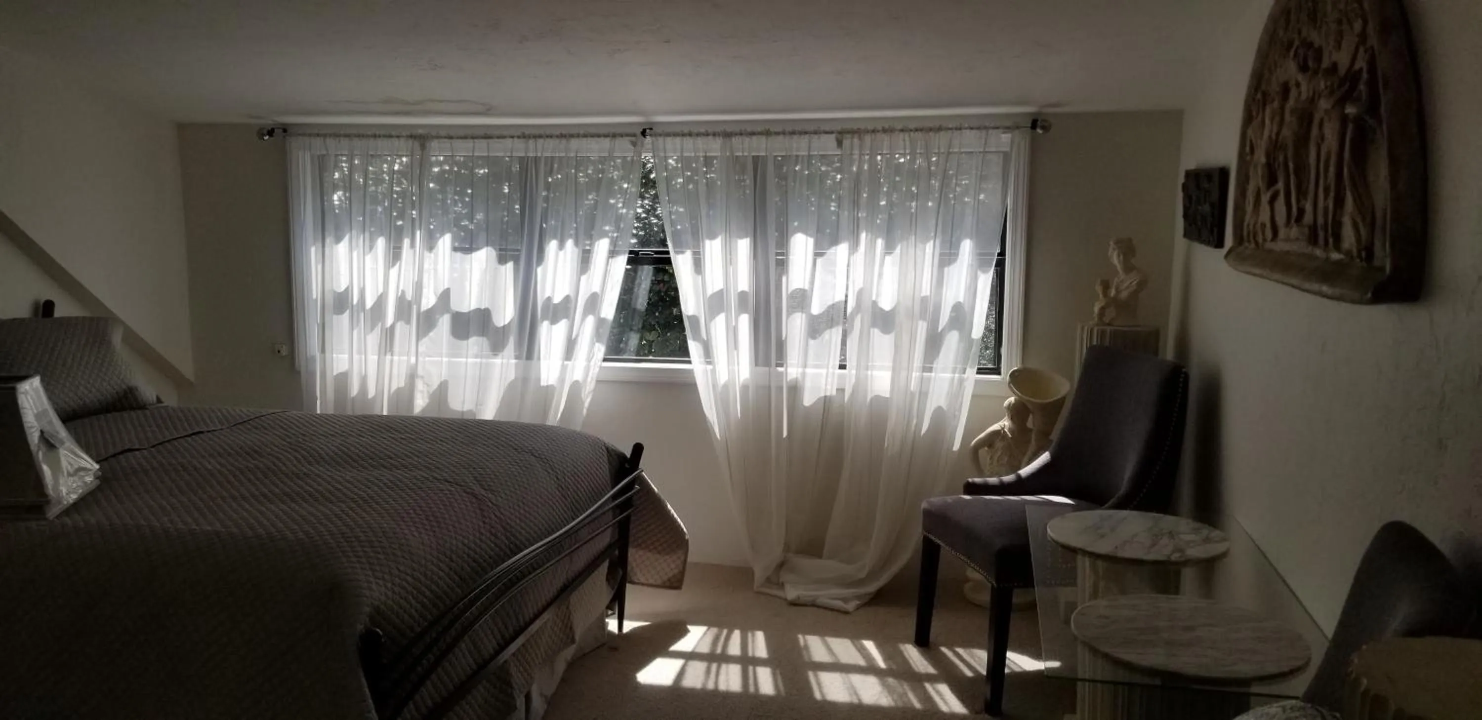 Bed in Lily Creek Lodge