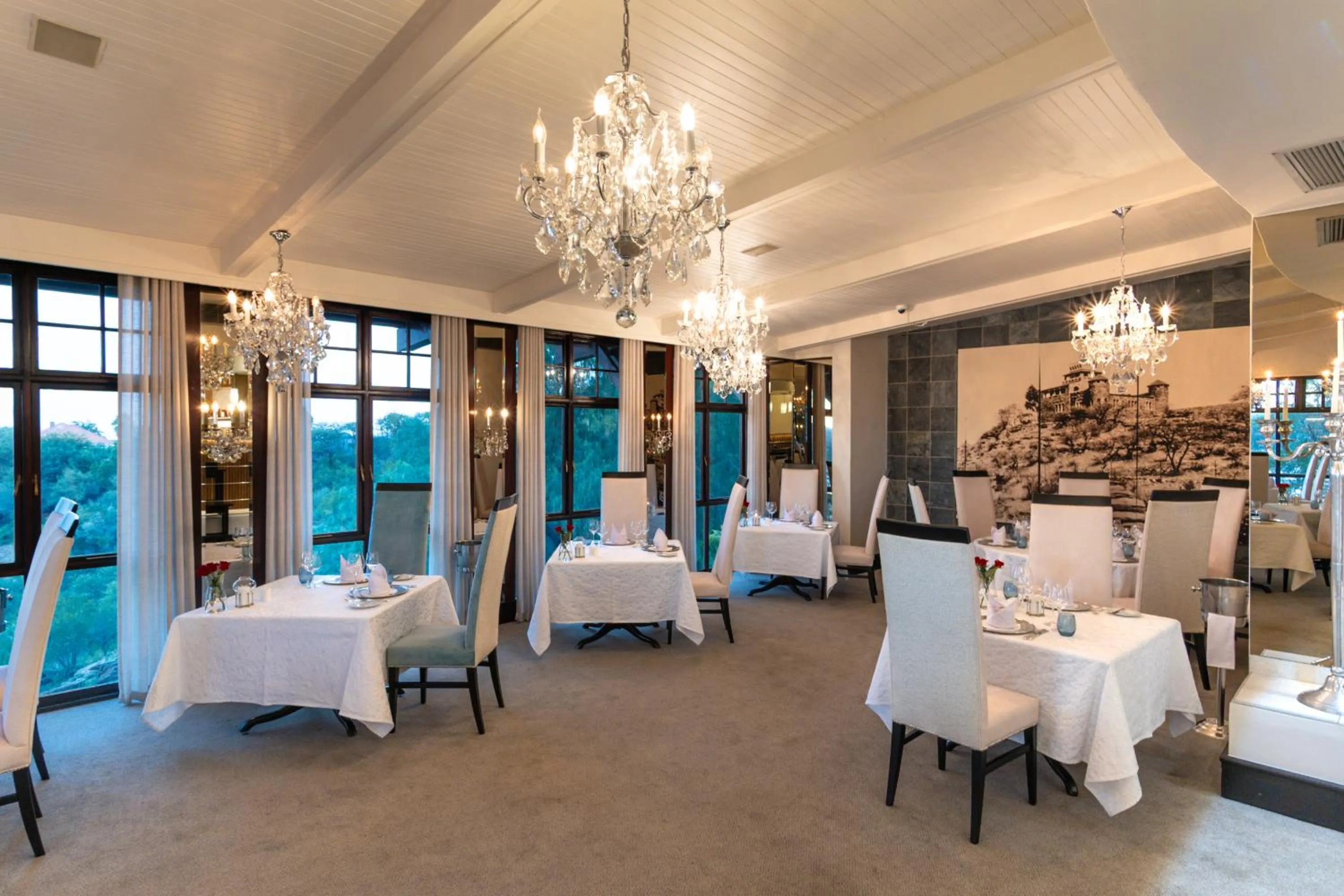 Restaurant/places to eat in Heinitzburg Boutique Hotel