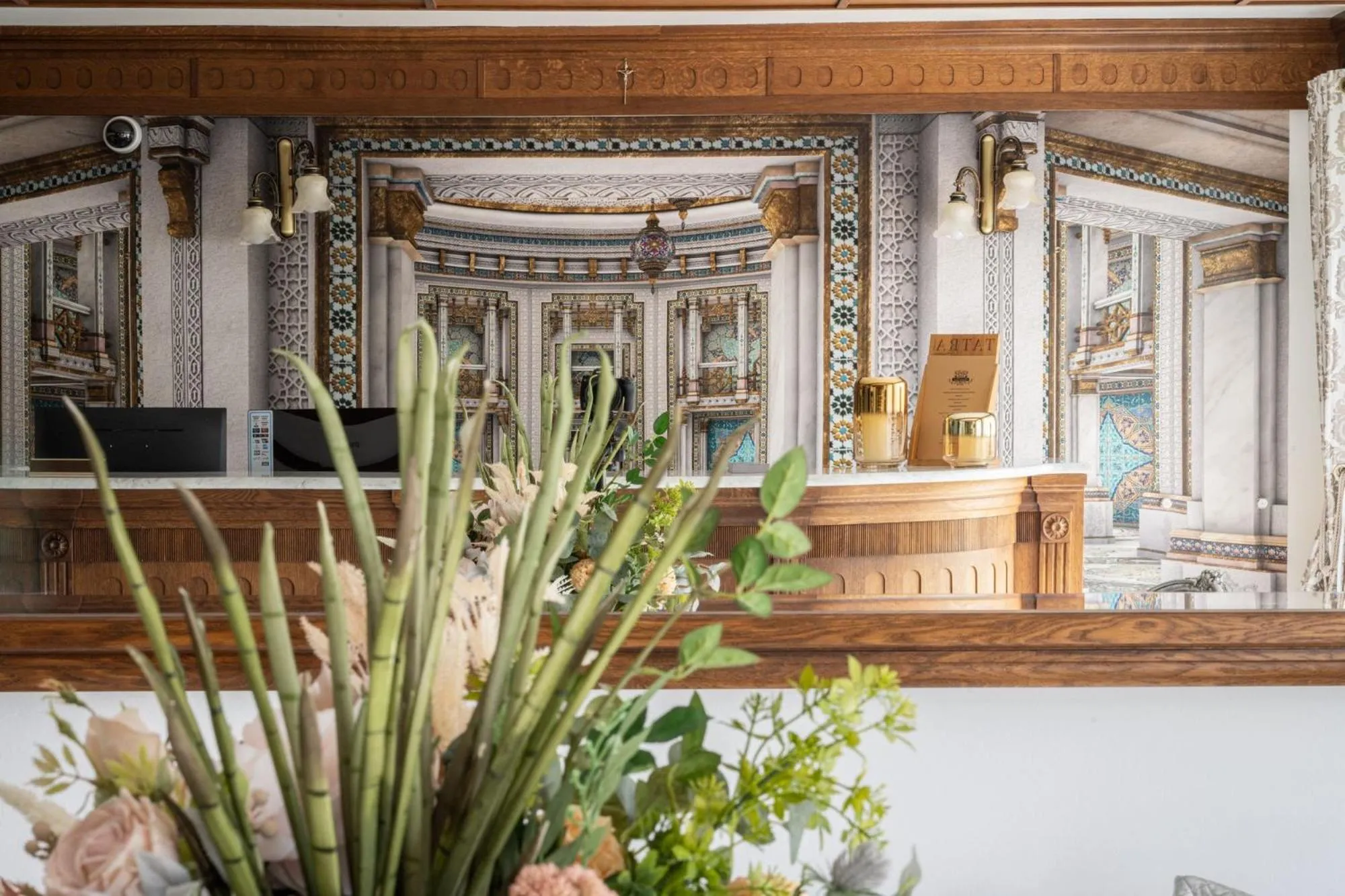 Lobby or reception in Sądelski Dwór Medical & SPA