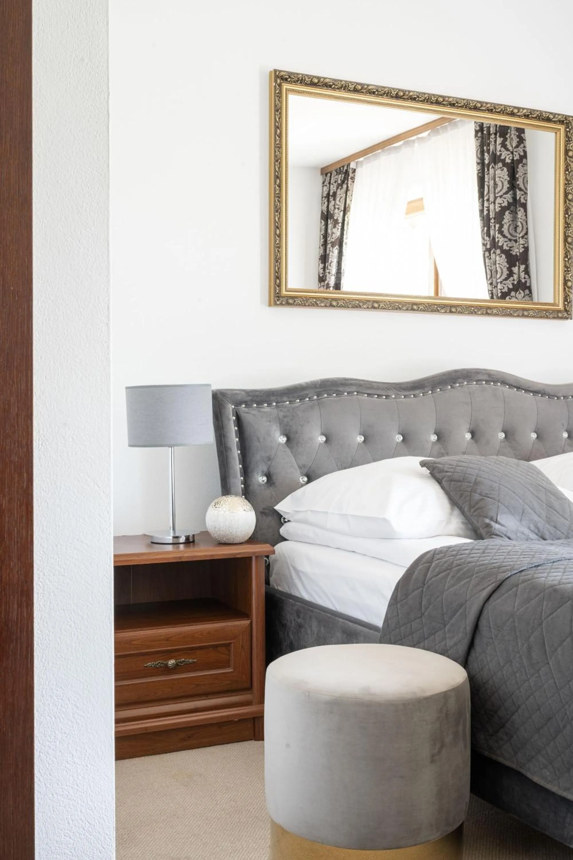 Bed in Sądelski Dwór Medical & SPA