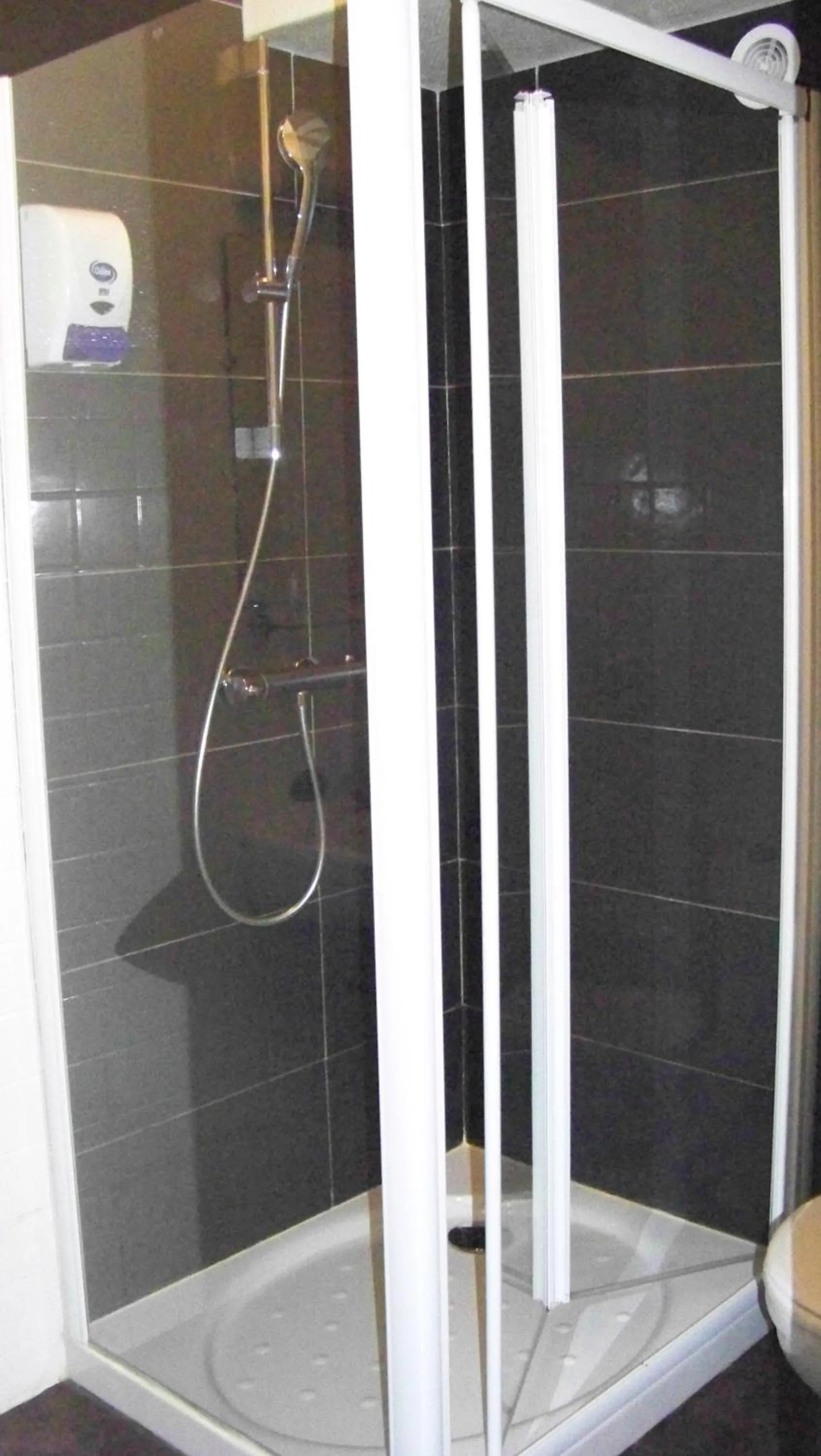 Bathroom in Hotel Du Port