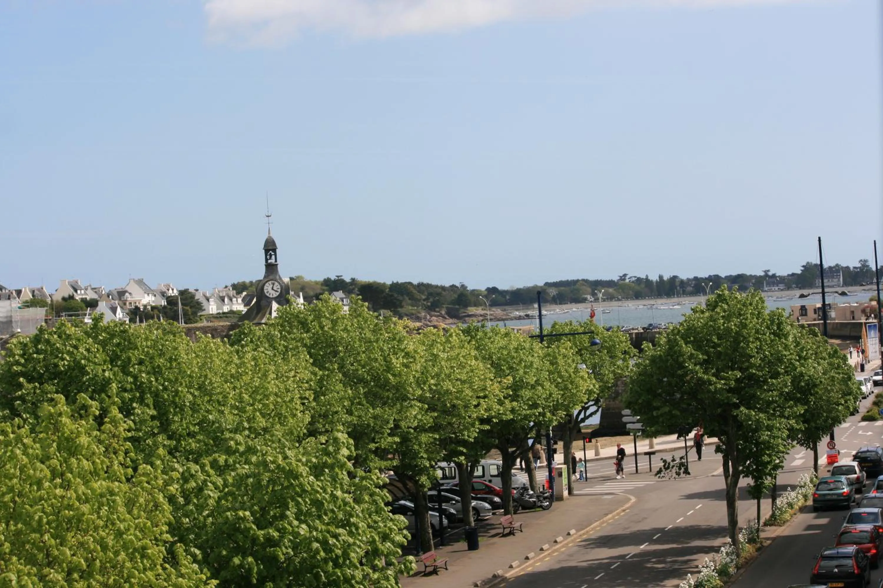 Area and facilities in Hotel Du Port