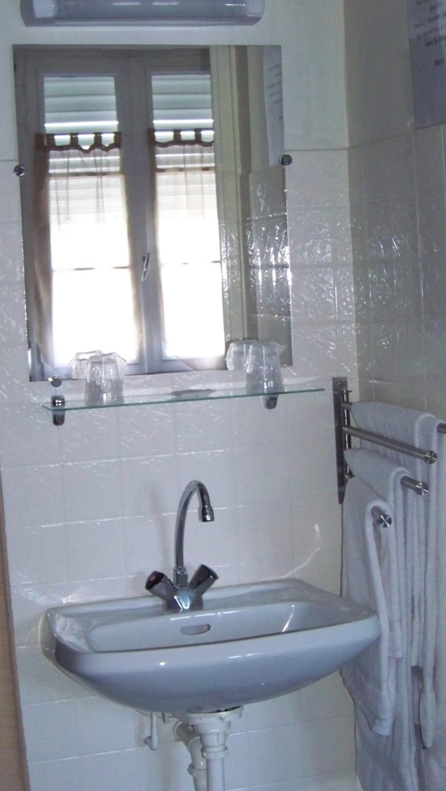 Bathroom in Hotel Du Port