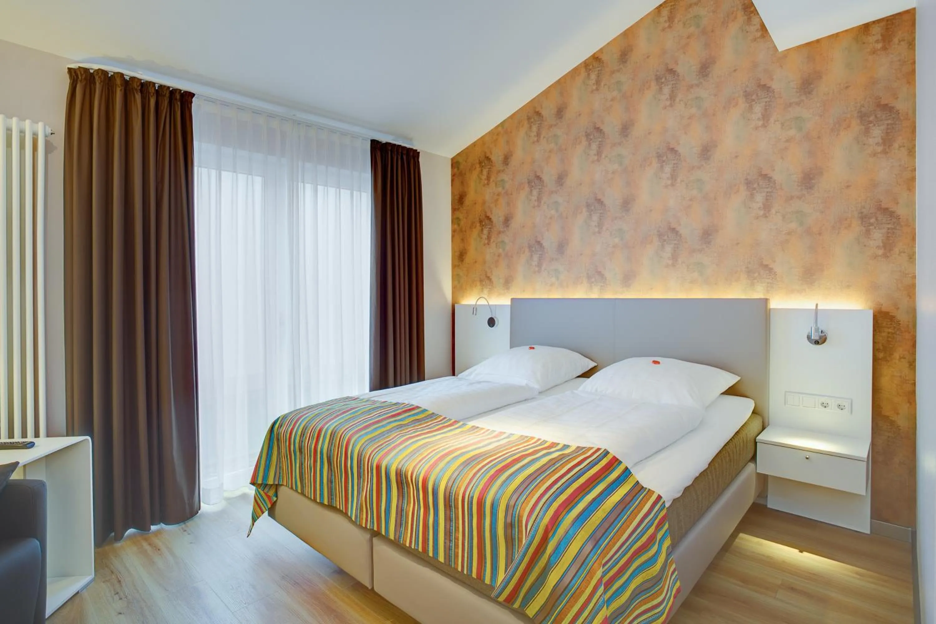 Photo of the whole room, Bed in Elisabeth Hotel garni