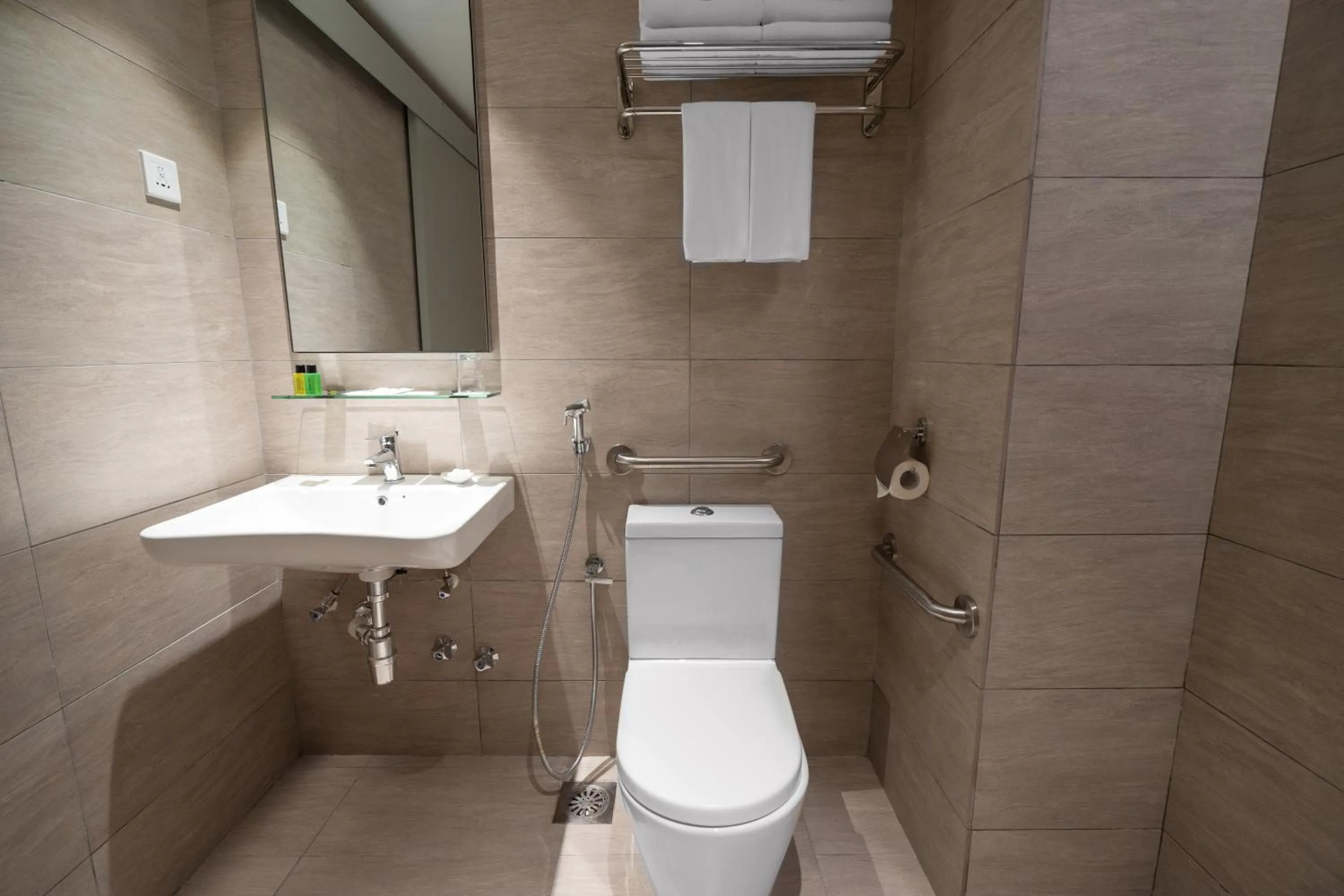 Shower in MPalace Hotel KL