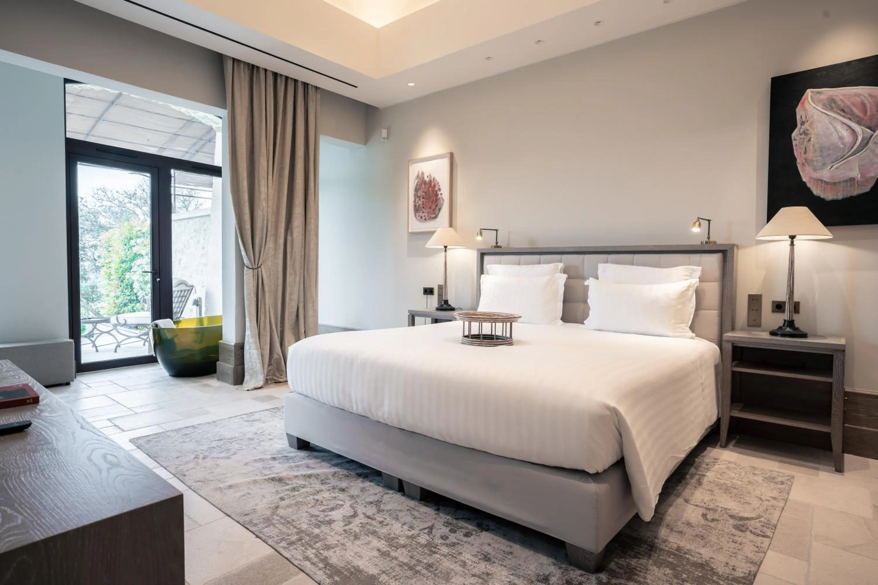 Bed in Coquillade Provence - Relais & Châteaux