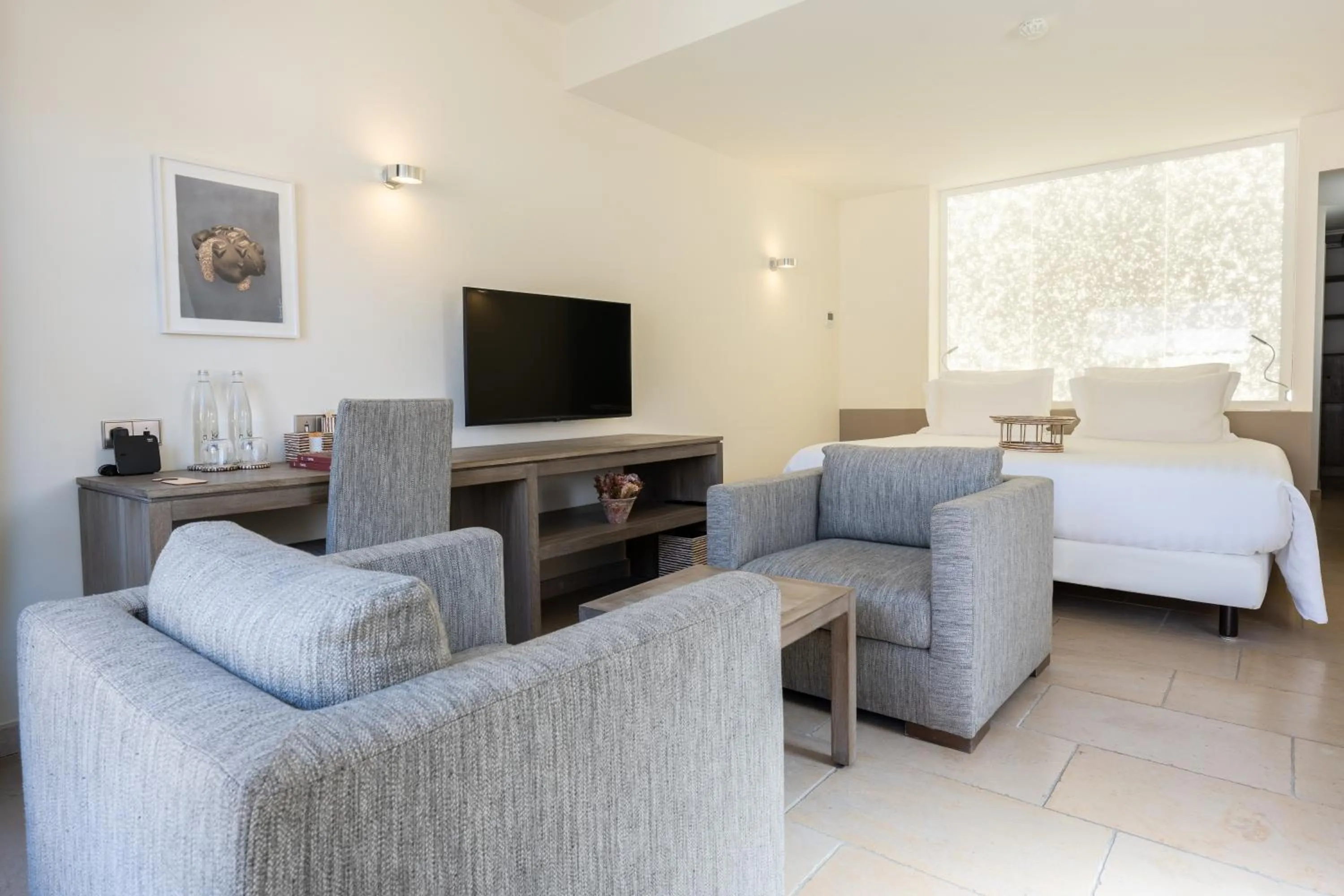 Bedroom, Bed in Coquillade Provence - Relais & Châteaux