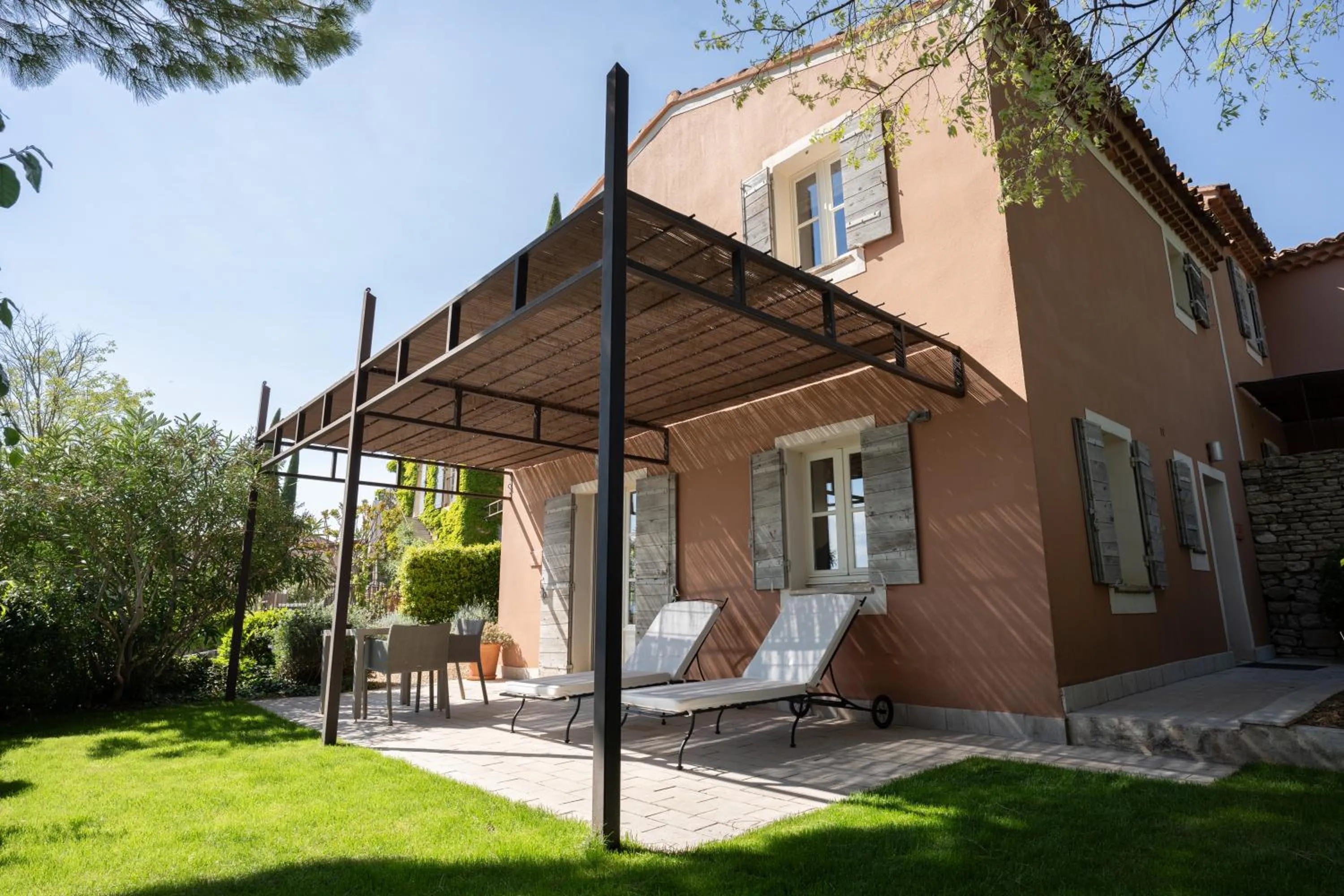 Patio in Coquillade Provence - Relais & Châteaux