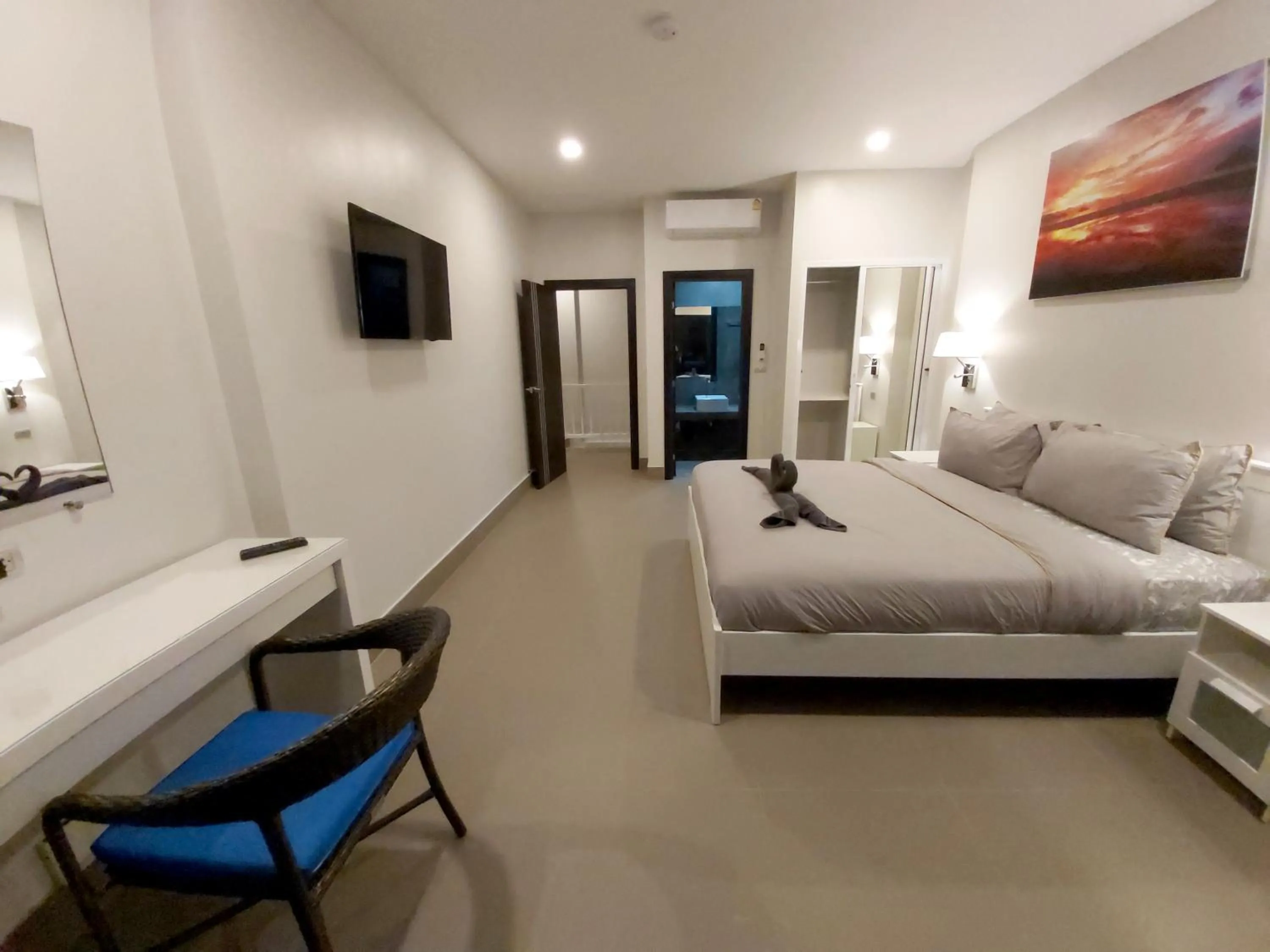 Bed in The Pearl Luxury Pool Villas