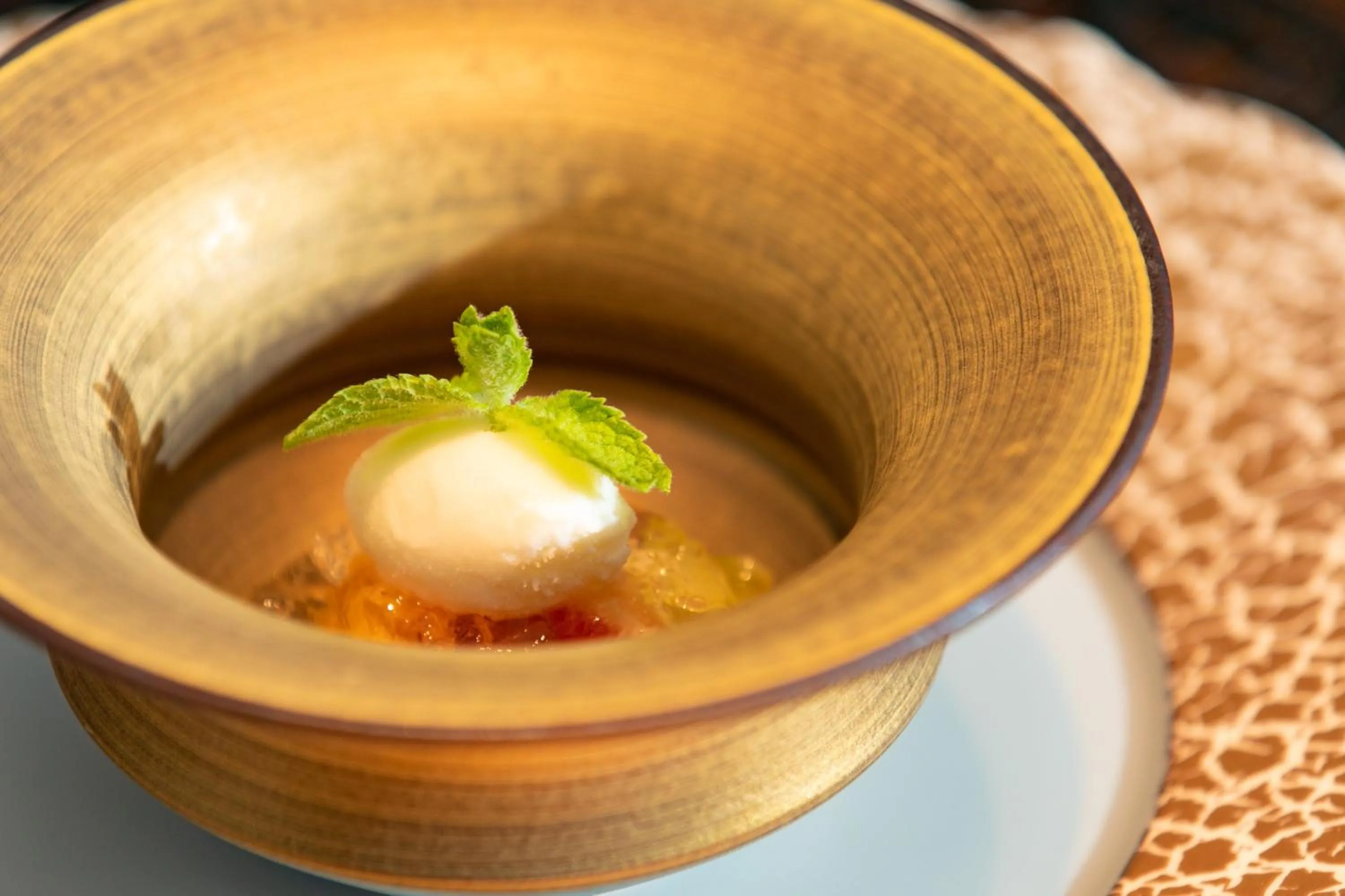 Restaurant/places to eat in Mayu Futahari