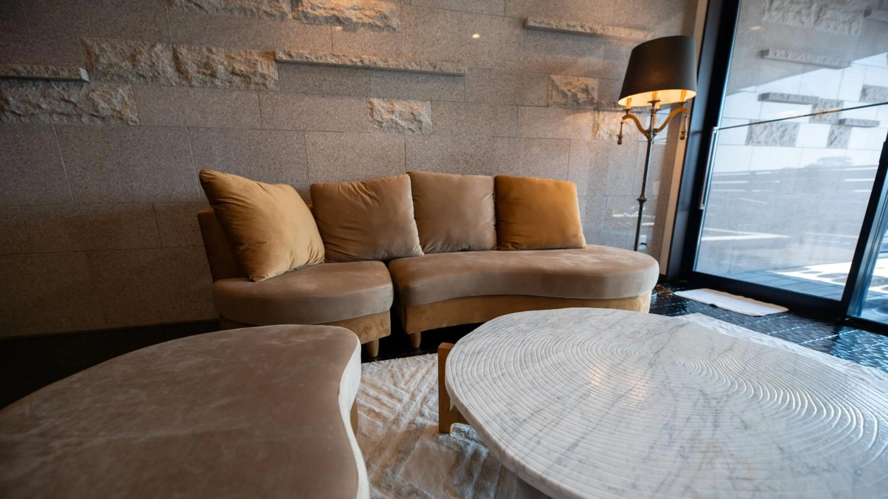 Photo of the whole room in Mayu Futahari