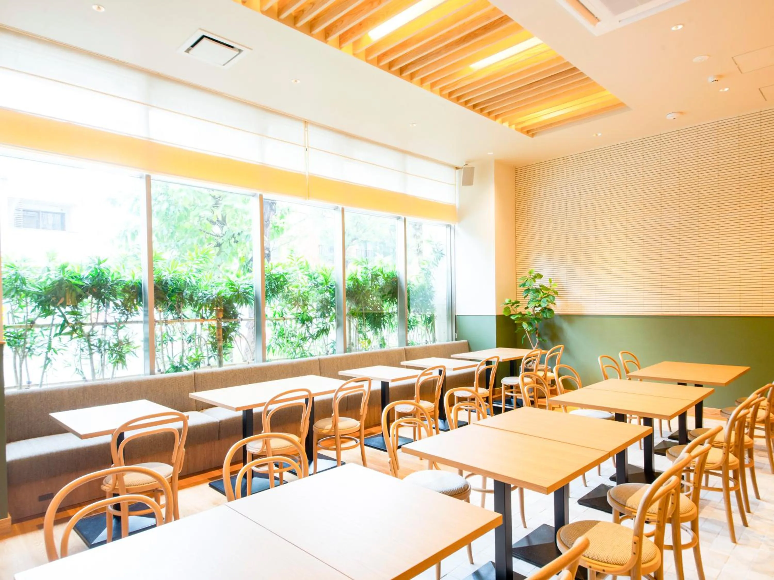 Restaurant/places to eat in Hotel Torifito Naha Asahibashi