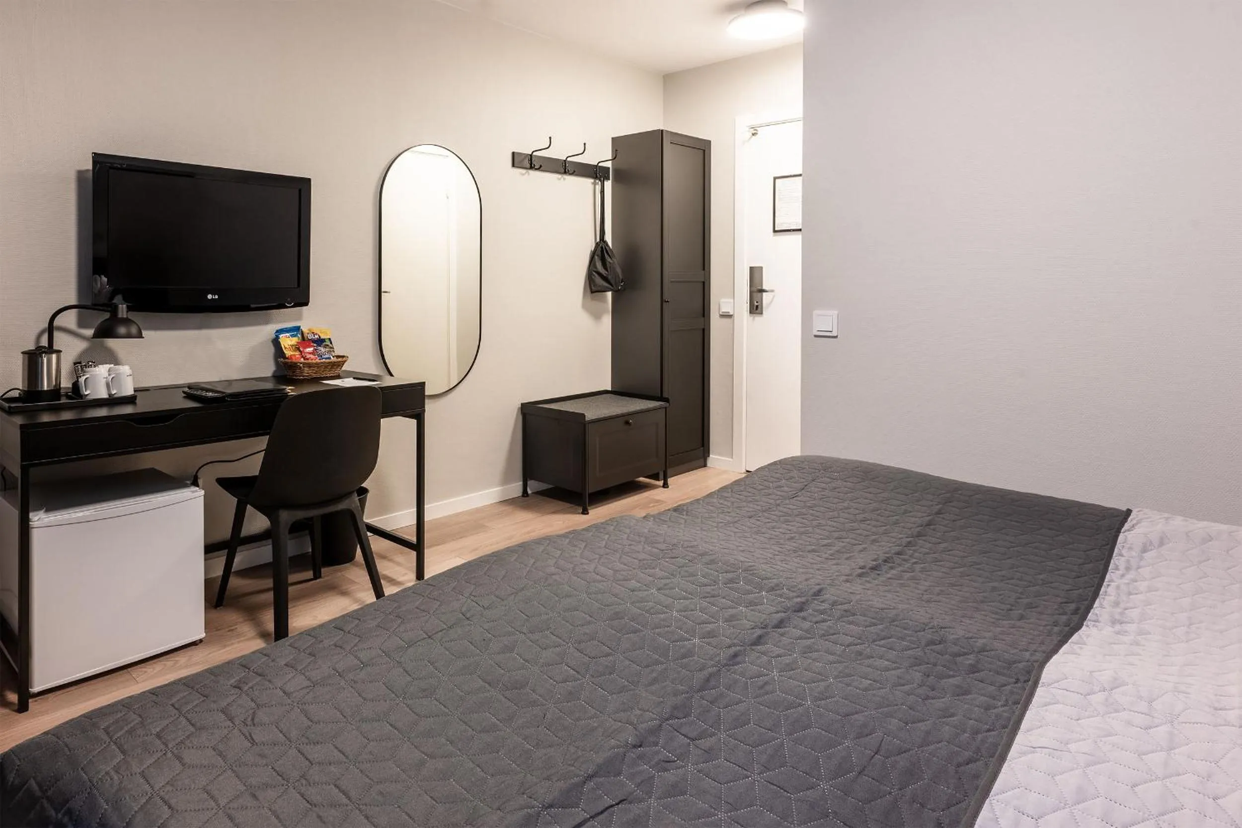 Property building, Bed in Hotel Statt Söderhamn by First Hotels