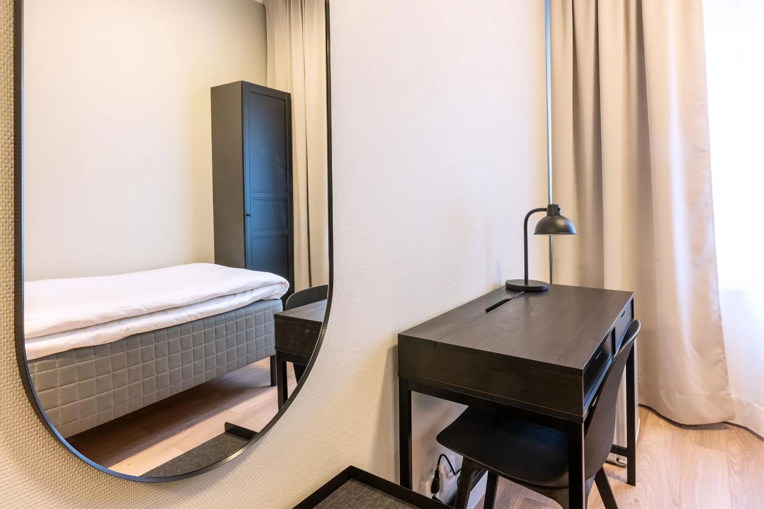 Property building, Bed in Hotel Statt Söderhamn by First Hotels