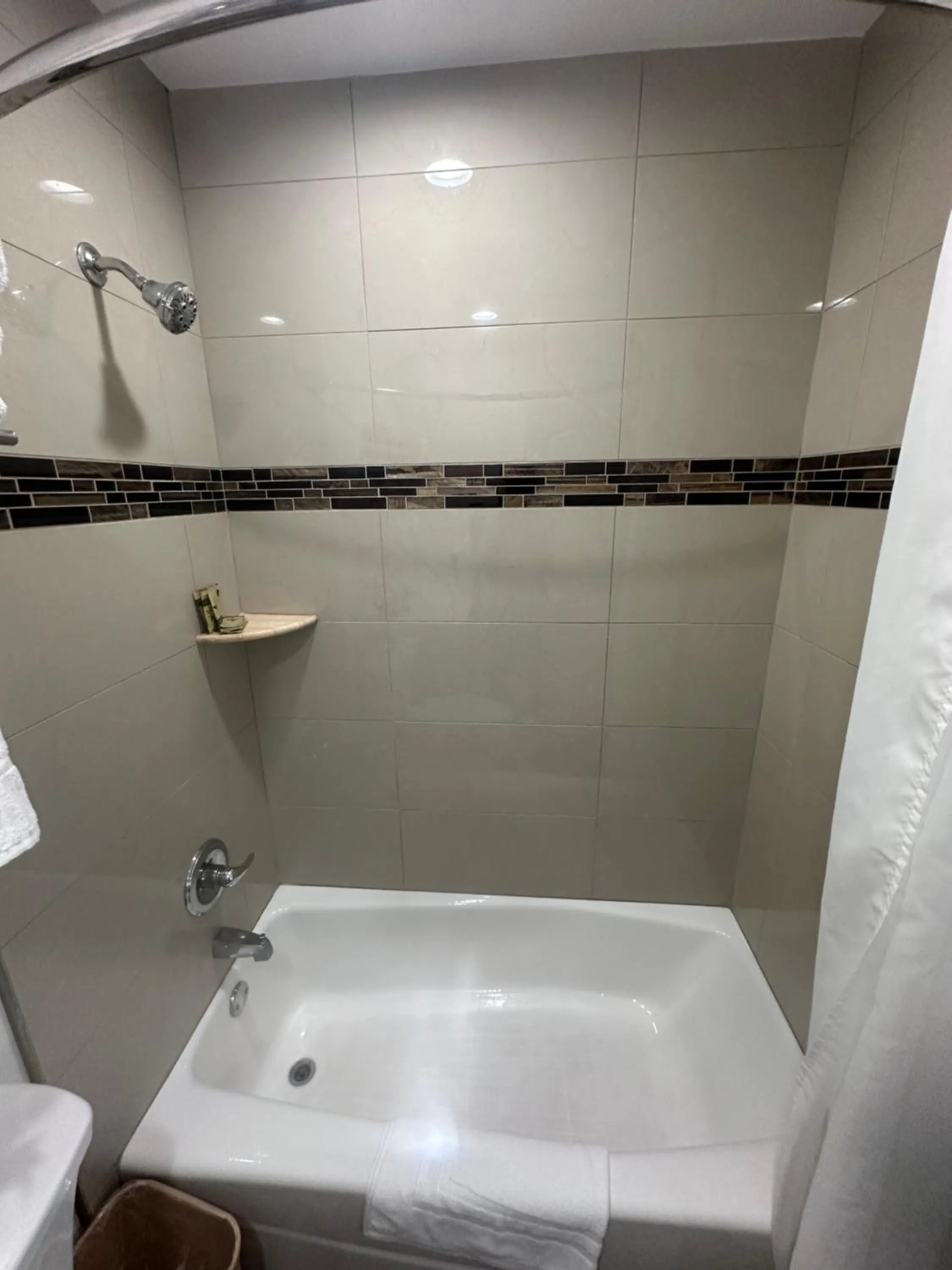 Town and Country Inn