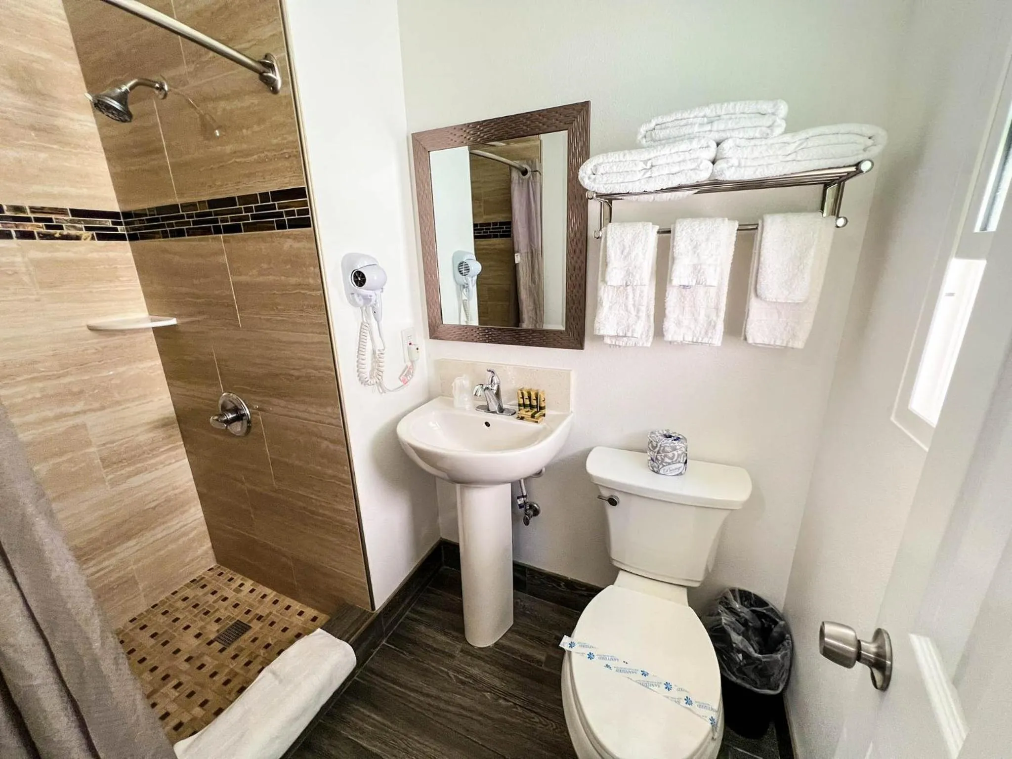 Shower in Town and Country Inn