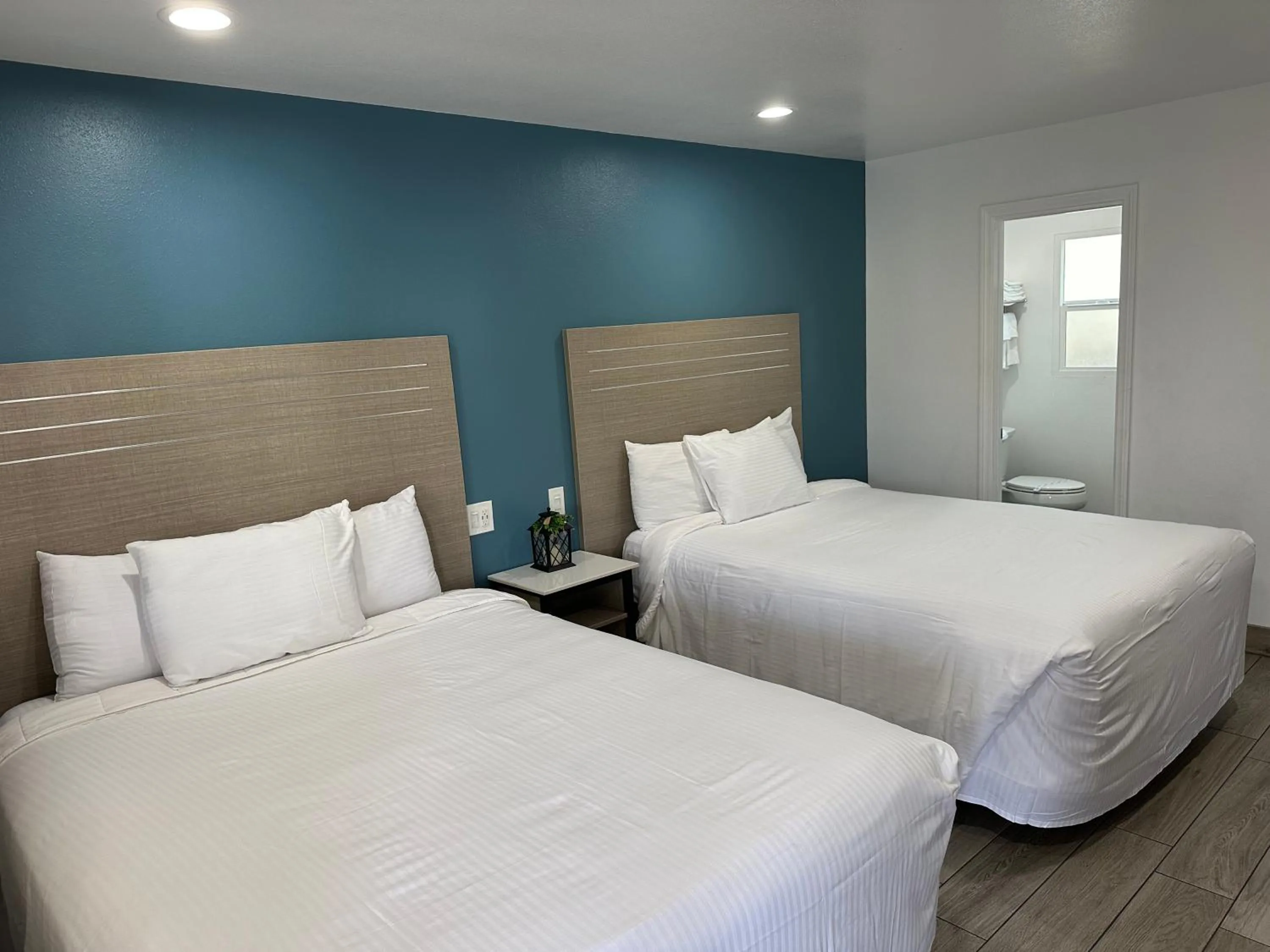 Bed in Town and Country Inn