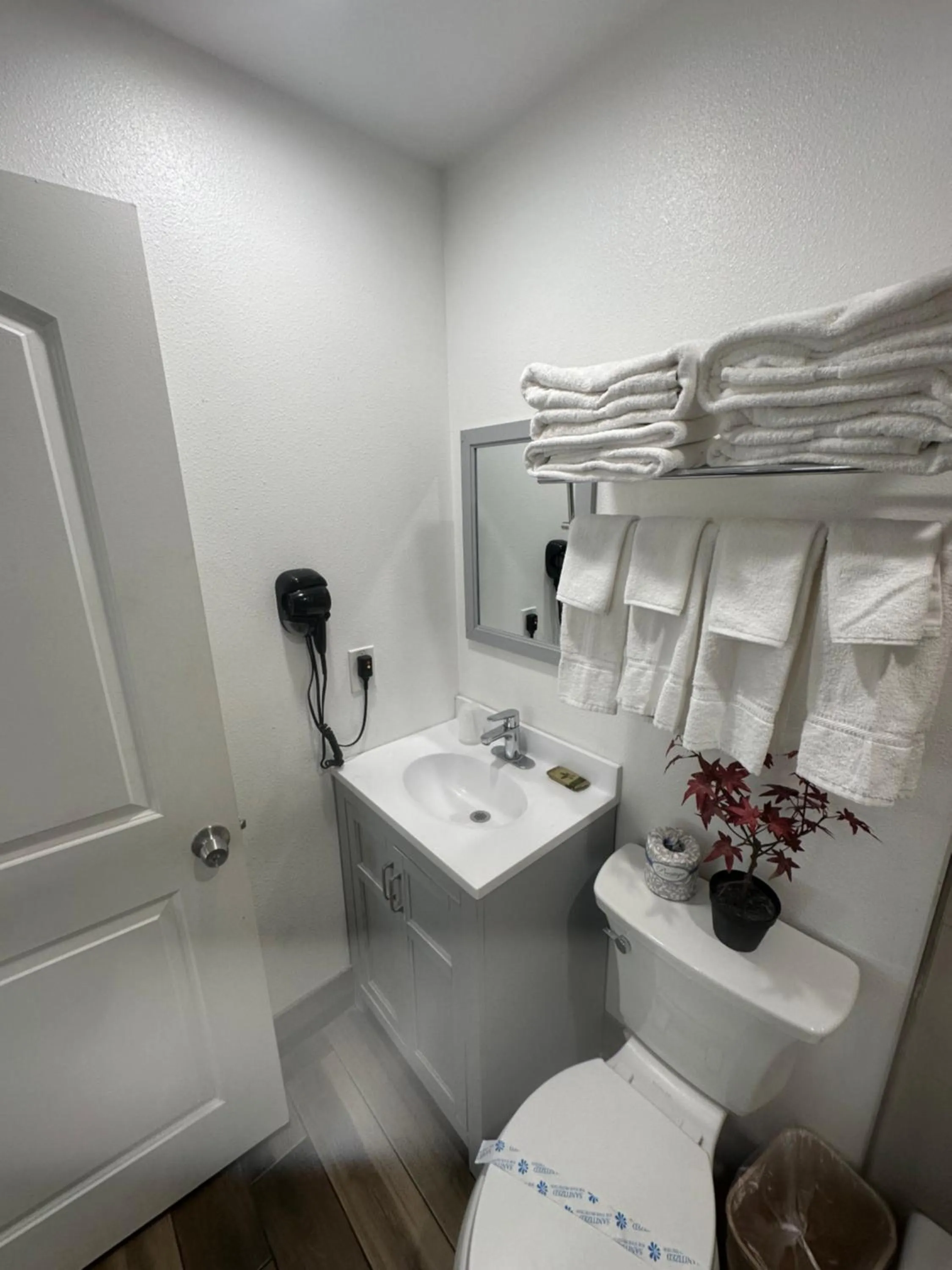 Town and Country Inn