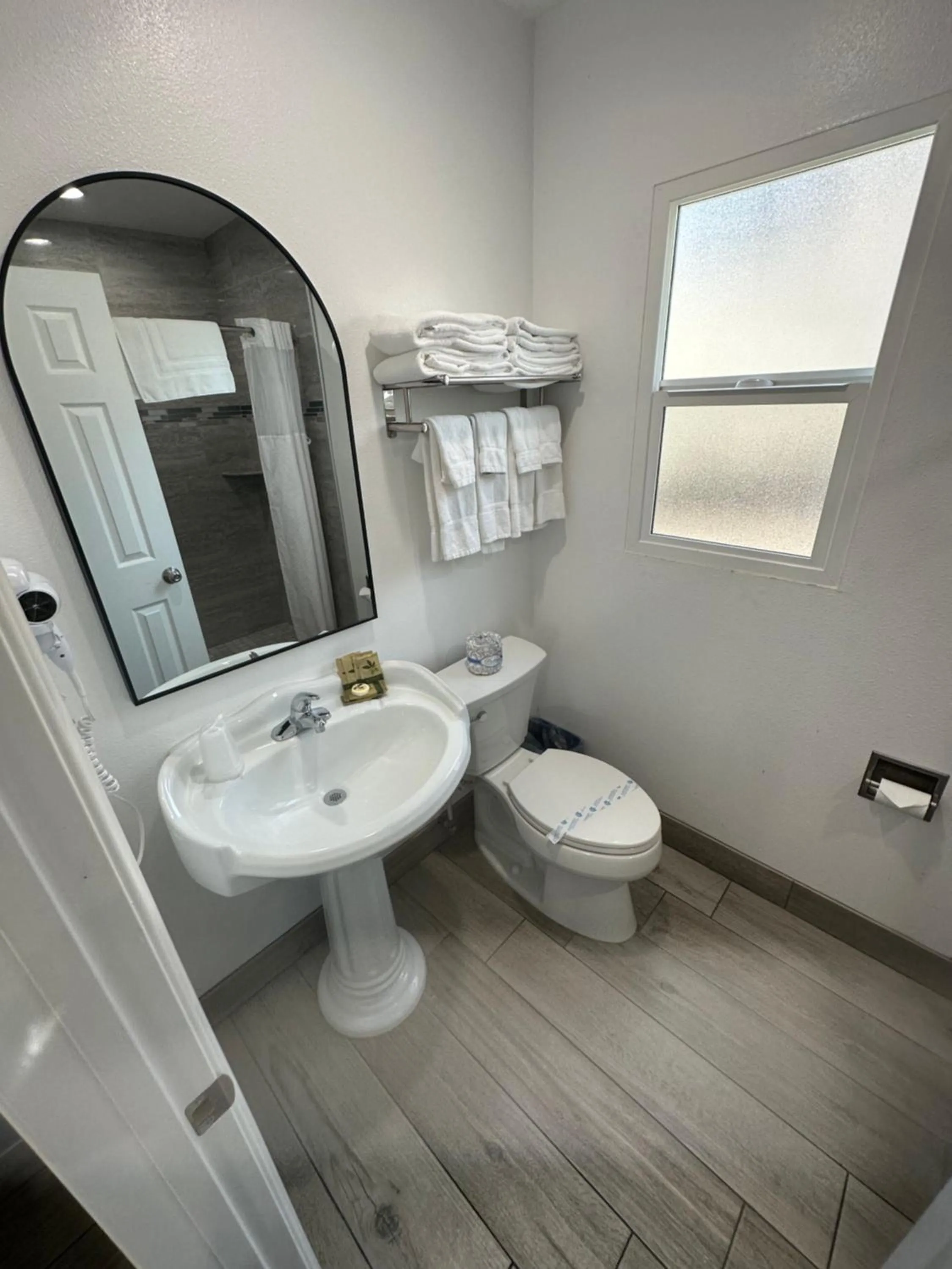 Town and Country Inn