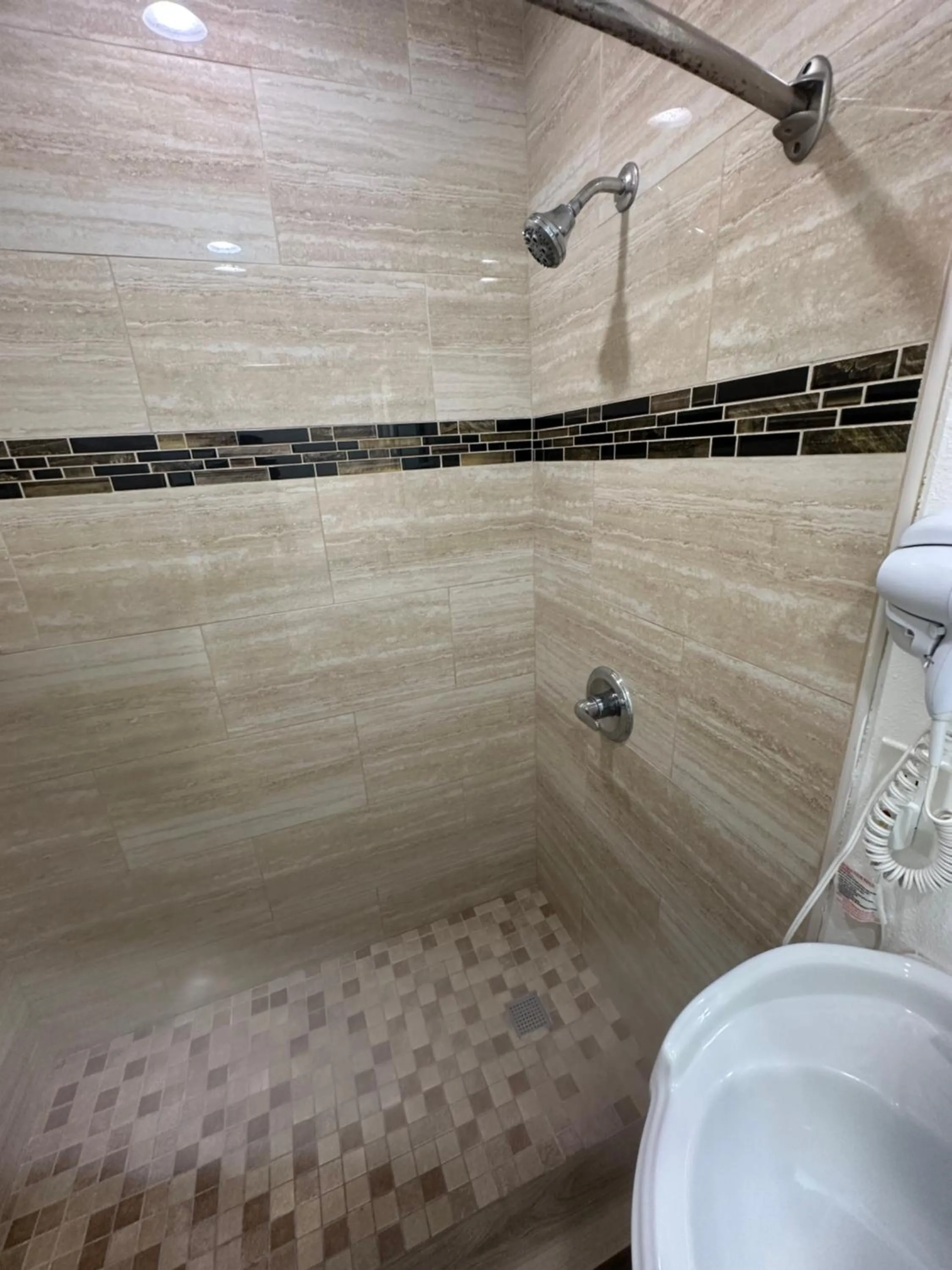 Town and Country Inn