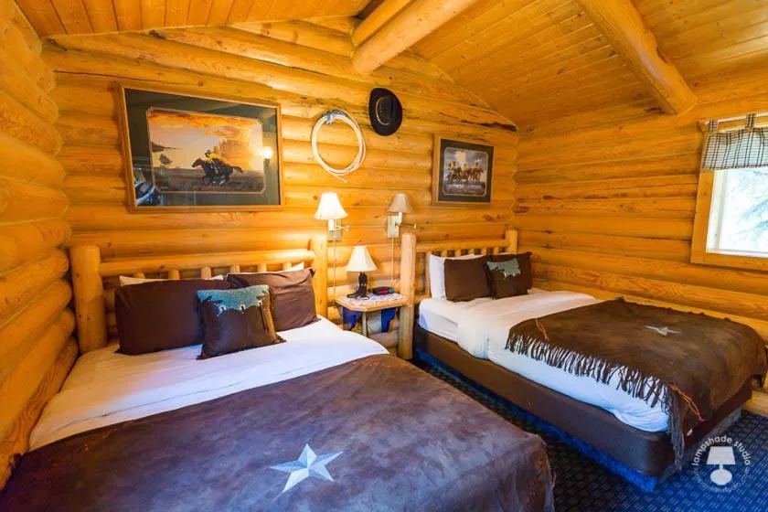 Photo of the whole room, Bed in Cabin Creek Inn