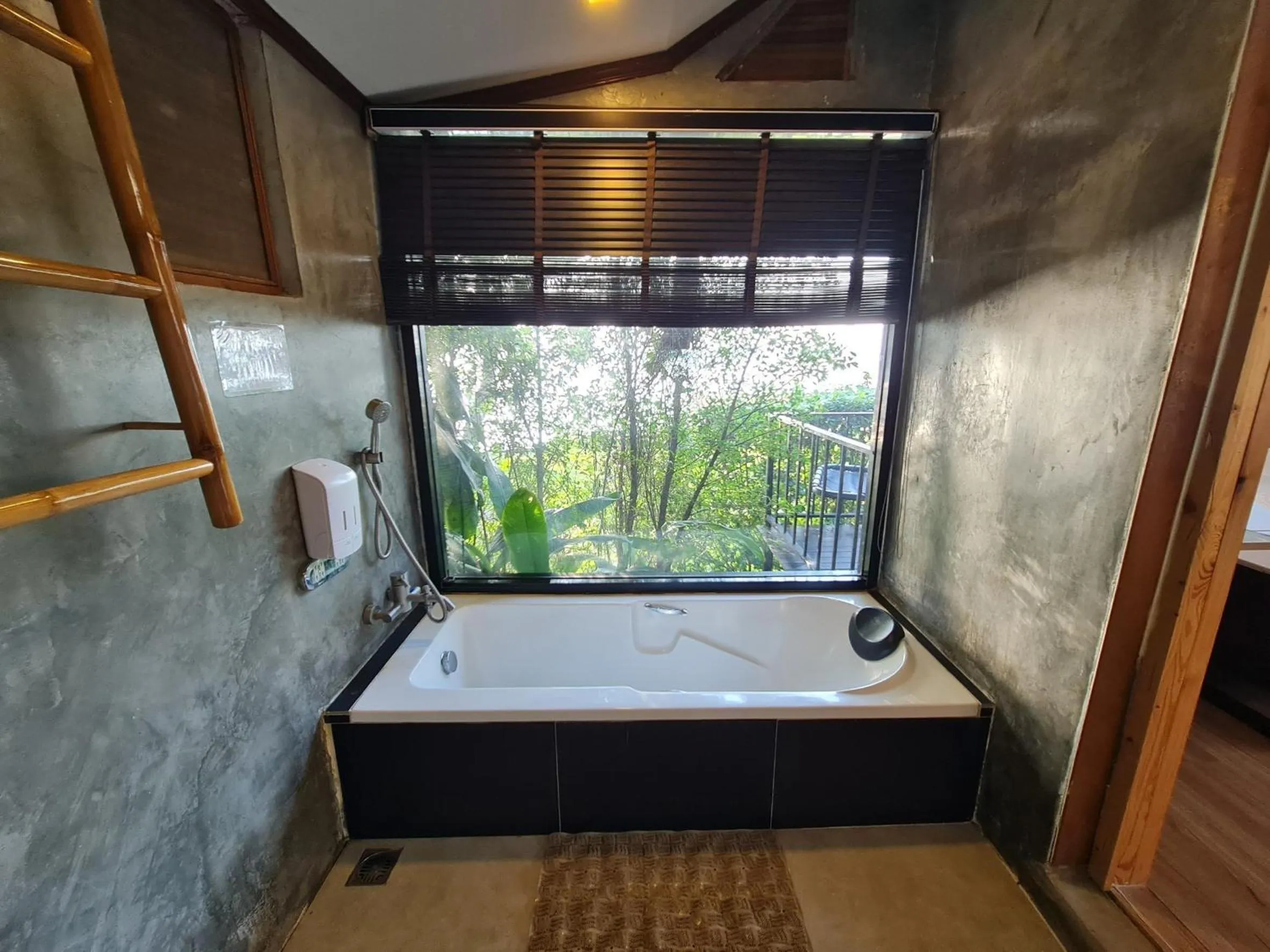 Bathroom, Bed in Naga Tara Boutique Resort