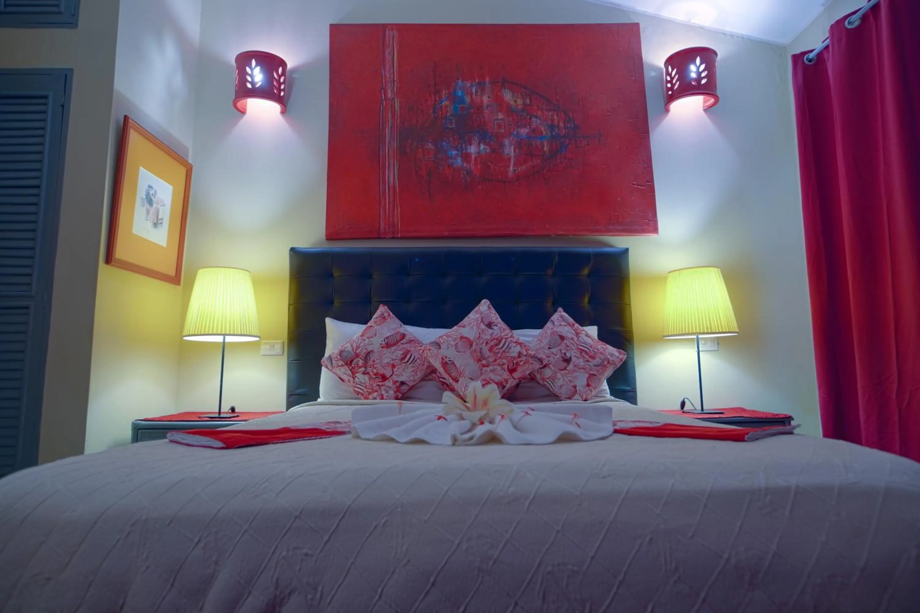 Bed in Hotel Coco Plaza