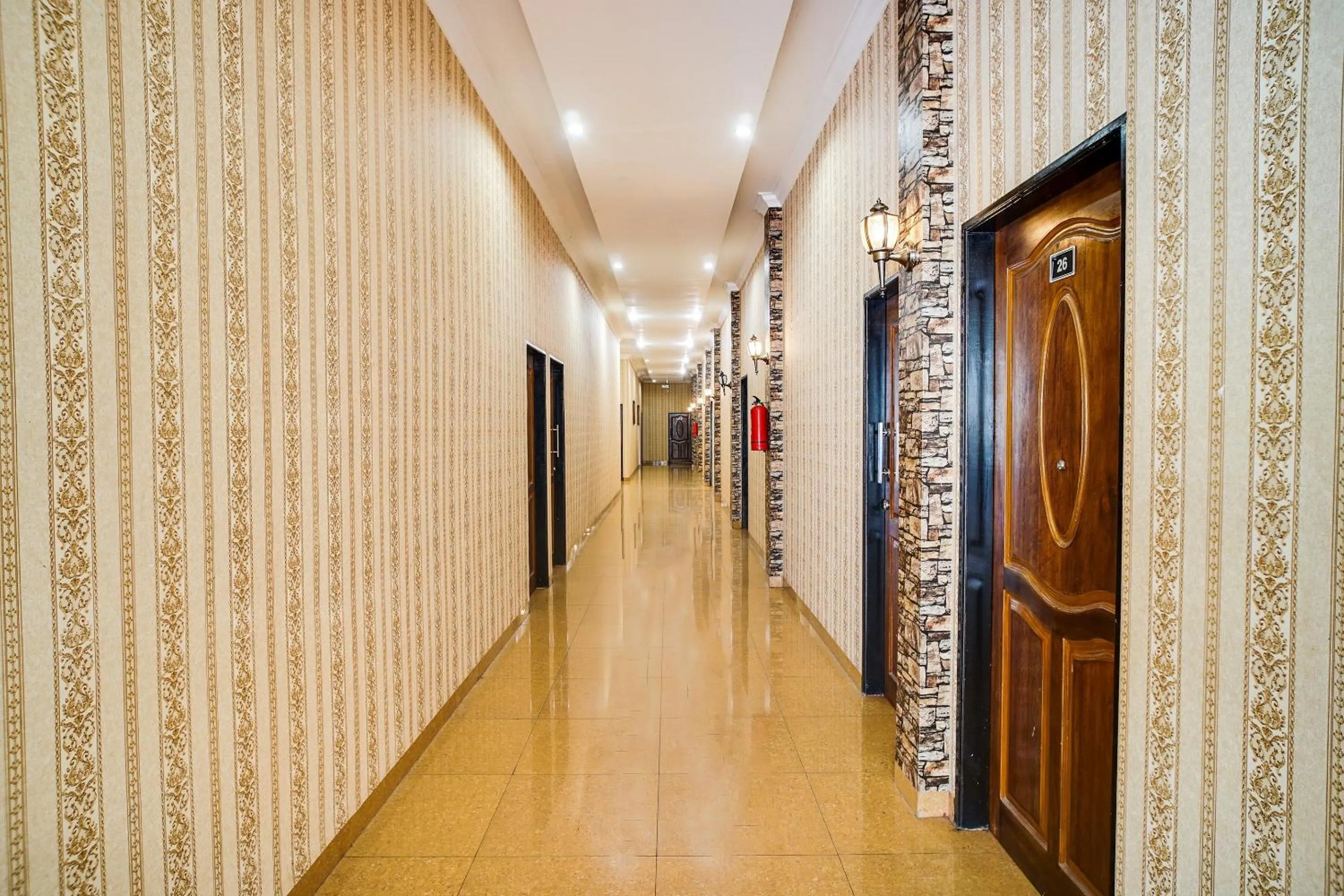 Lobby or reception in Capital O 540 Esther Hotel