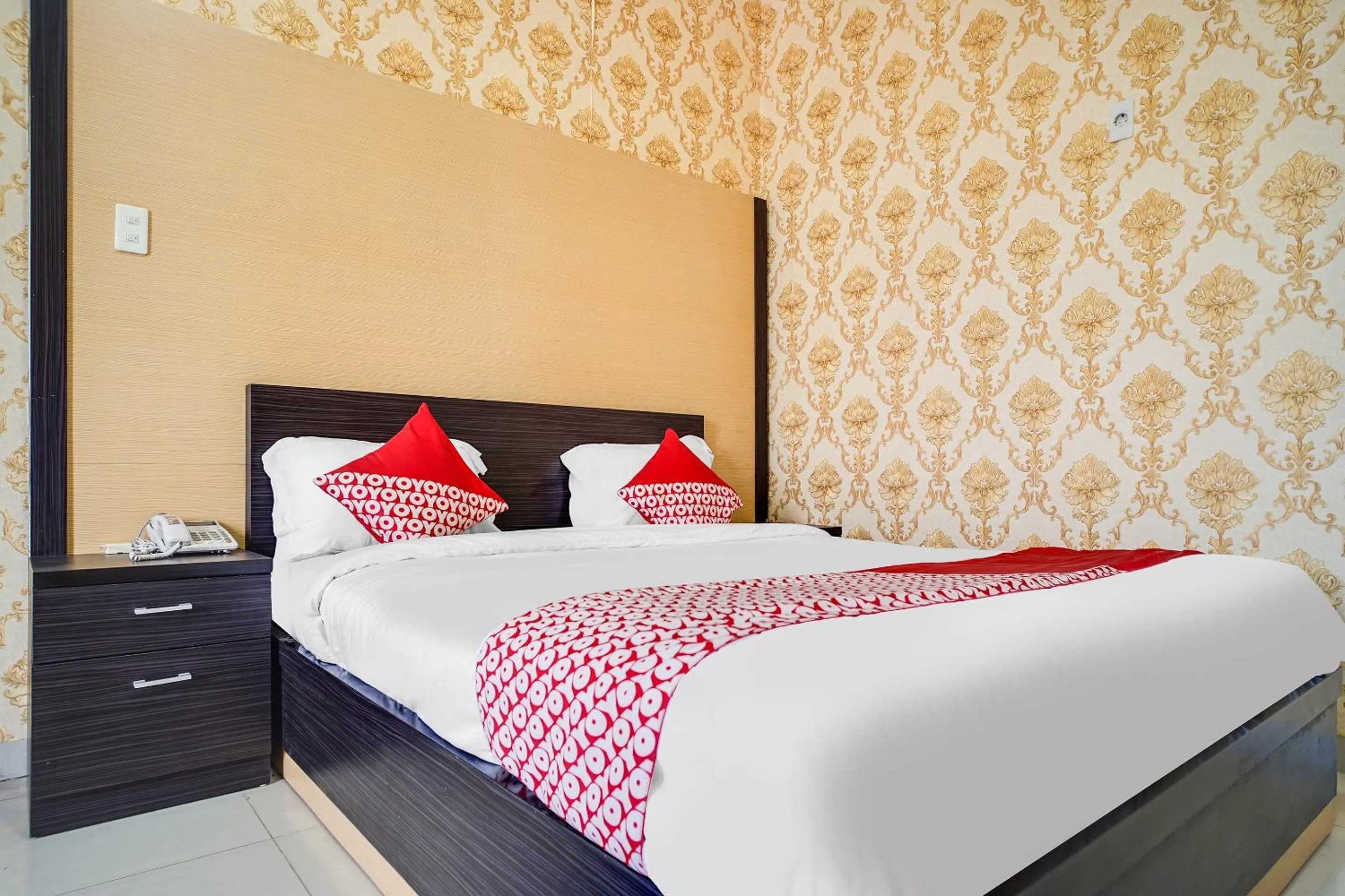 Bedroom in Capital O 540 Esther Hotel