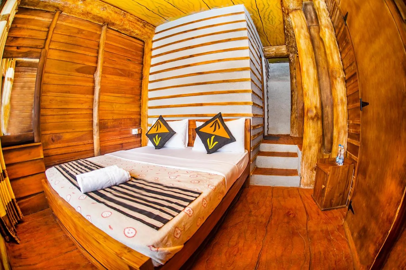 Bedroom, Bed in Top Mountain Resort