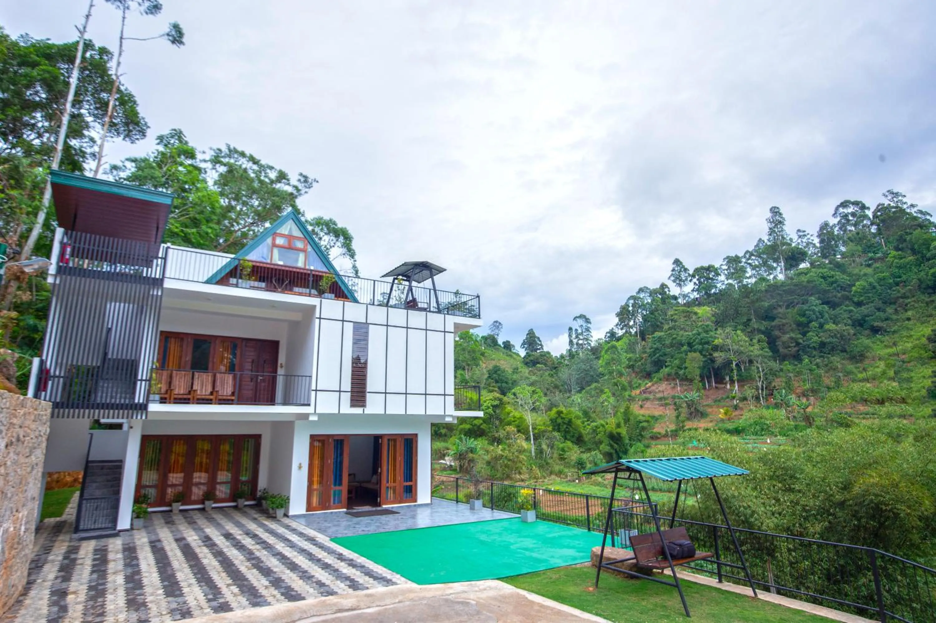 Property building in Top Mountain Resort